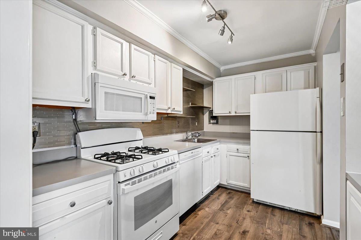 FAIRWINDS OF ANNAPOLIS - Residential