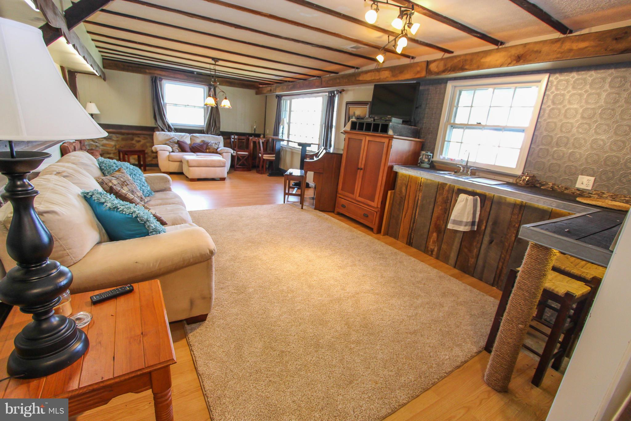 FOREST LAKES - Residential