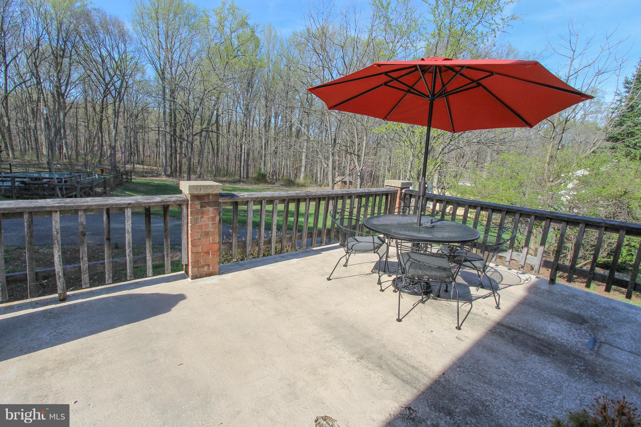 FOREST LAKES - Residential