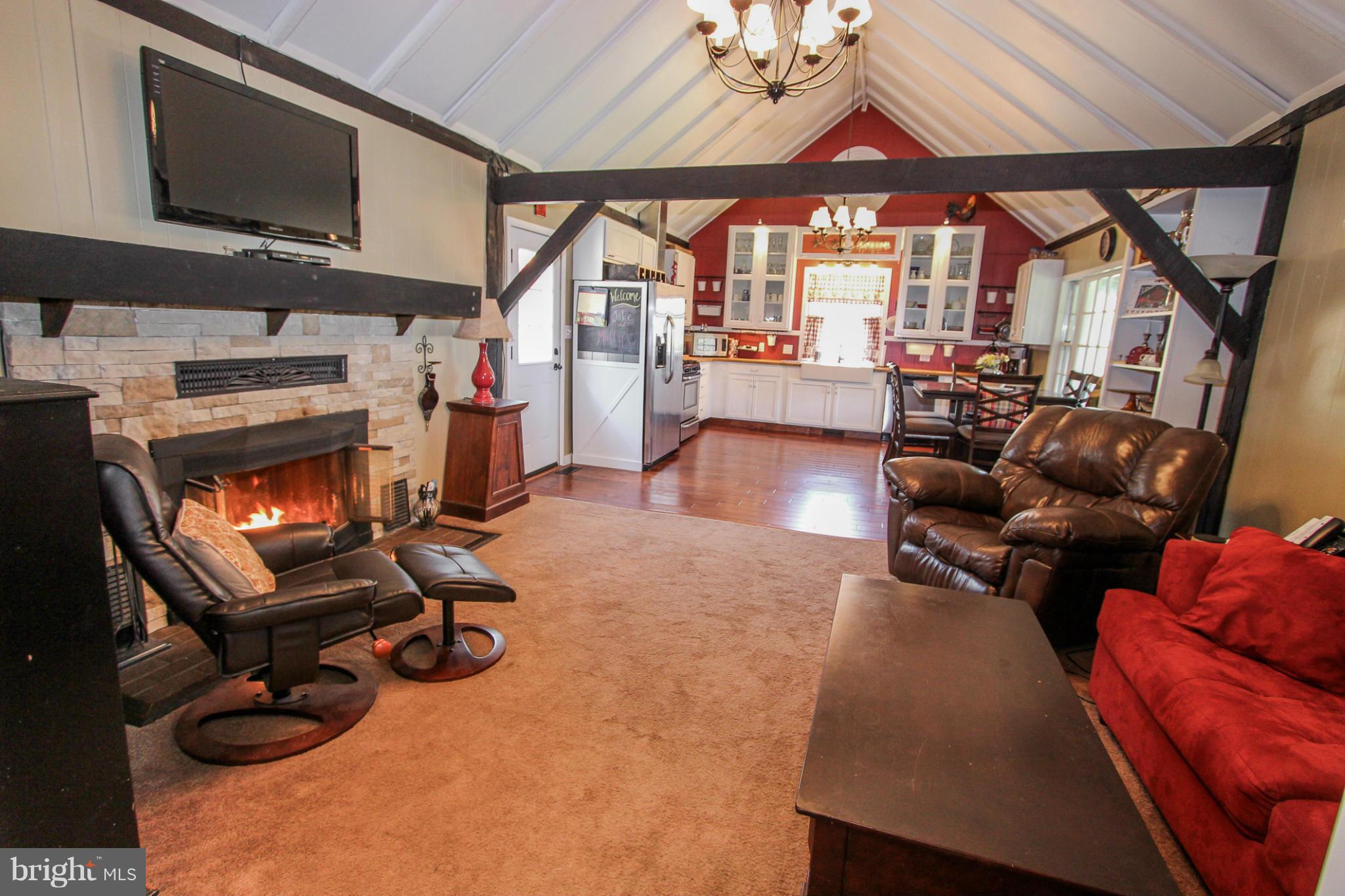 FOREST LAKES - Residential