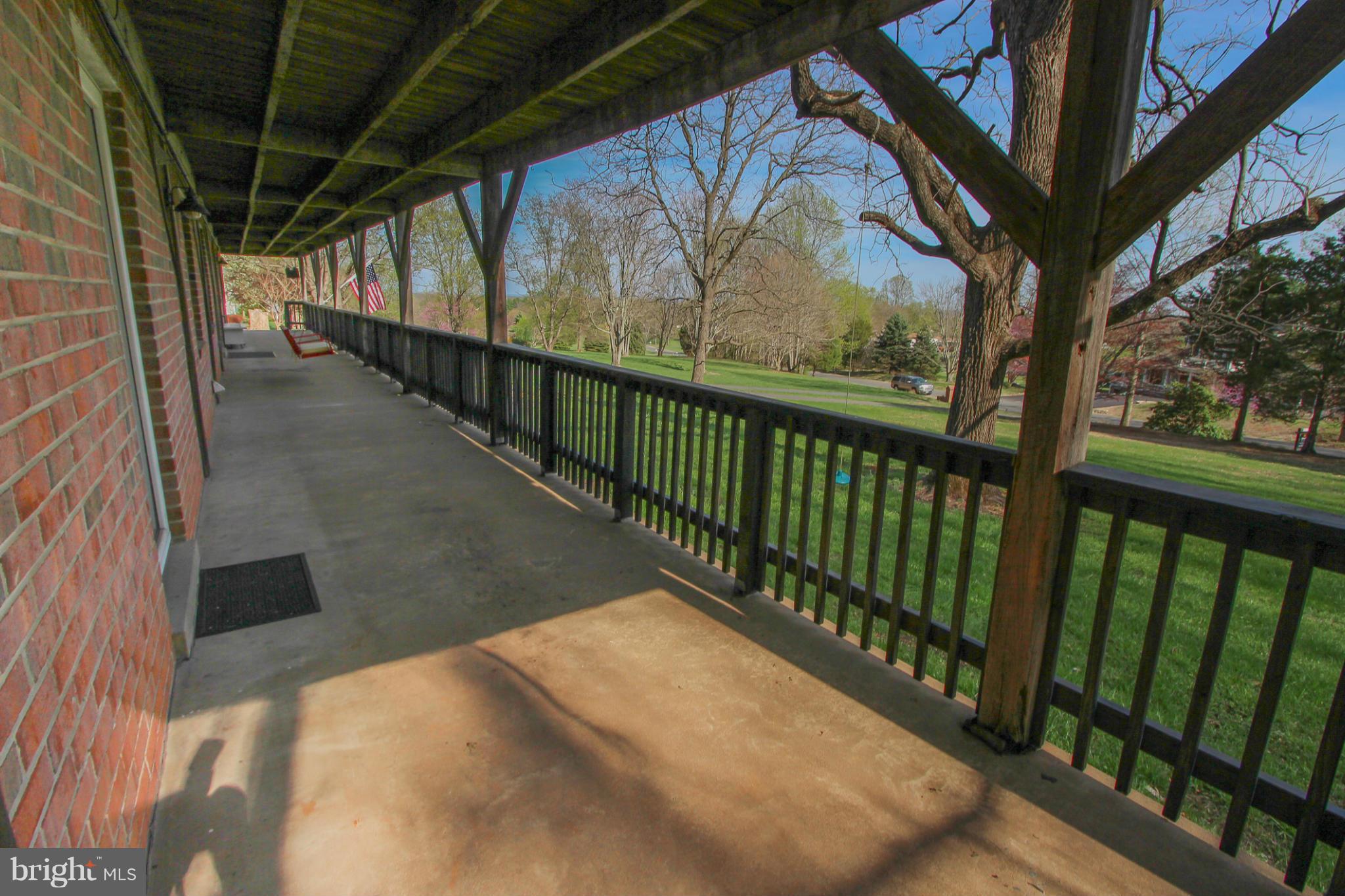 FOREST LAKES - Residential