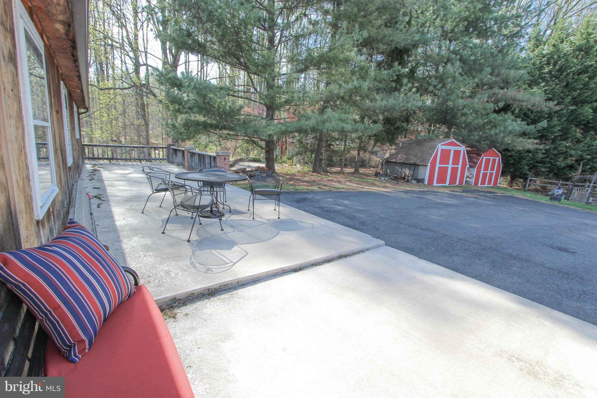 FOREST LAKES - Residential