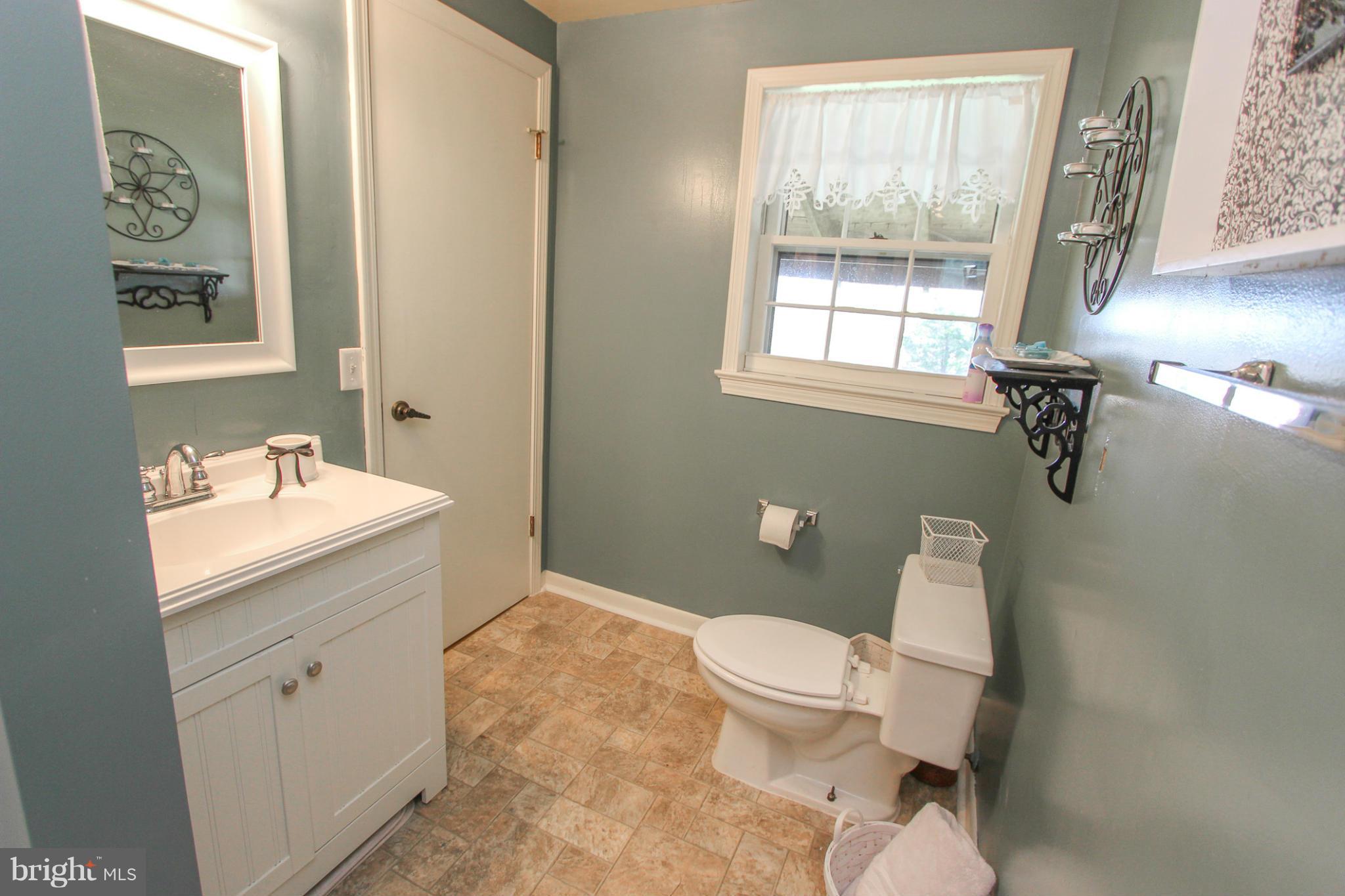 FOREST LAKES - Residential