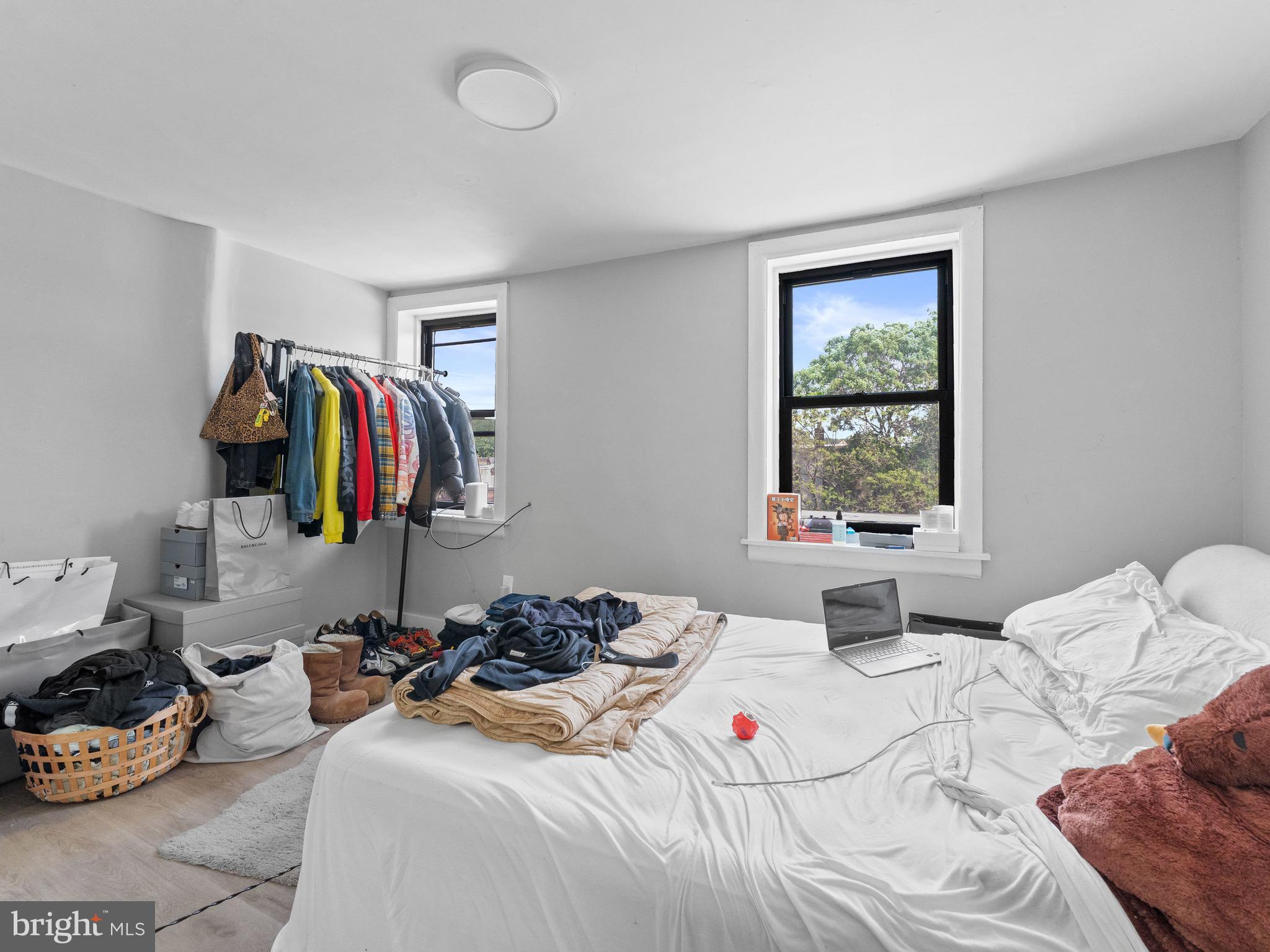 CARROLL PARK - Residential Income