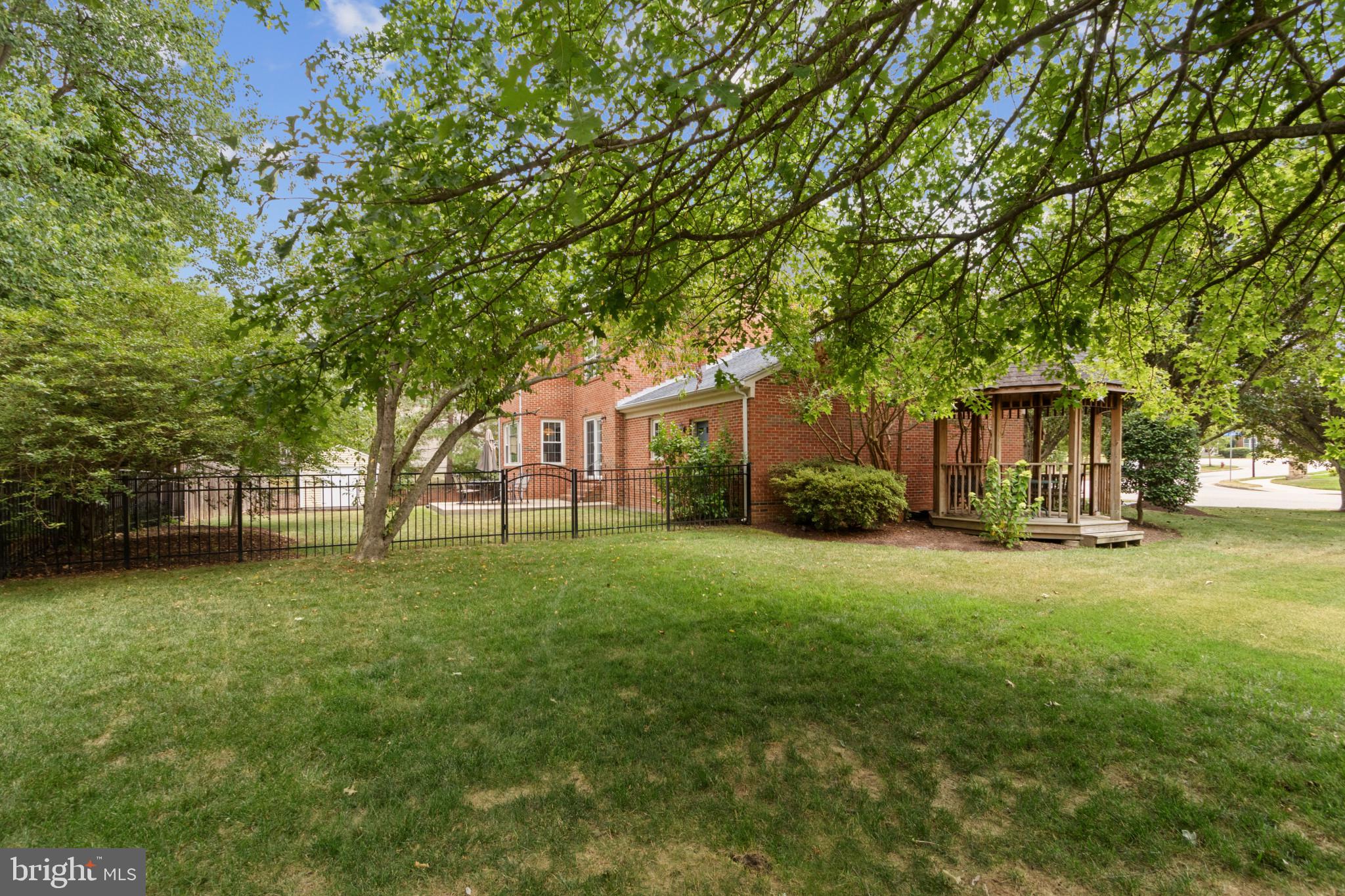 MOUNT VERNON GROVE - Residential