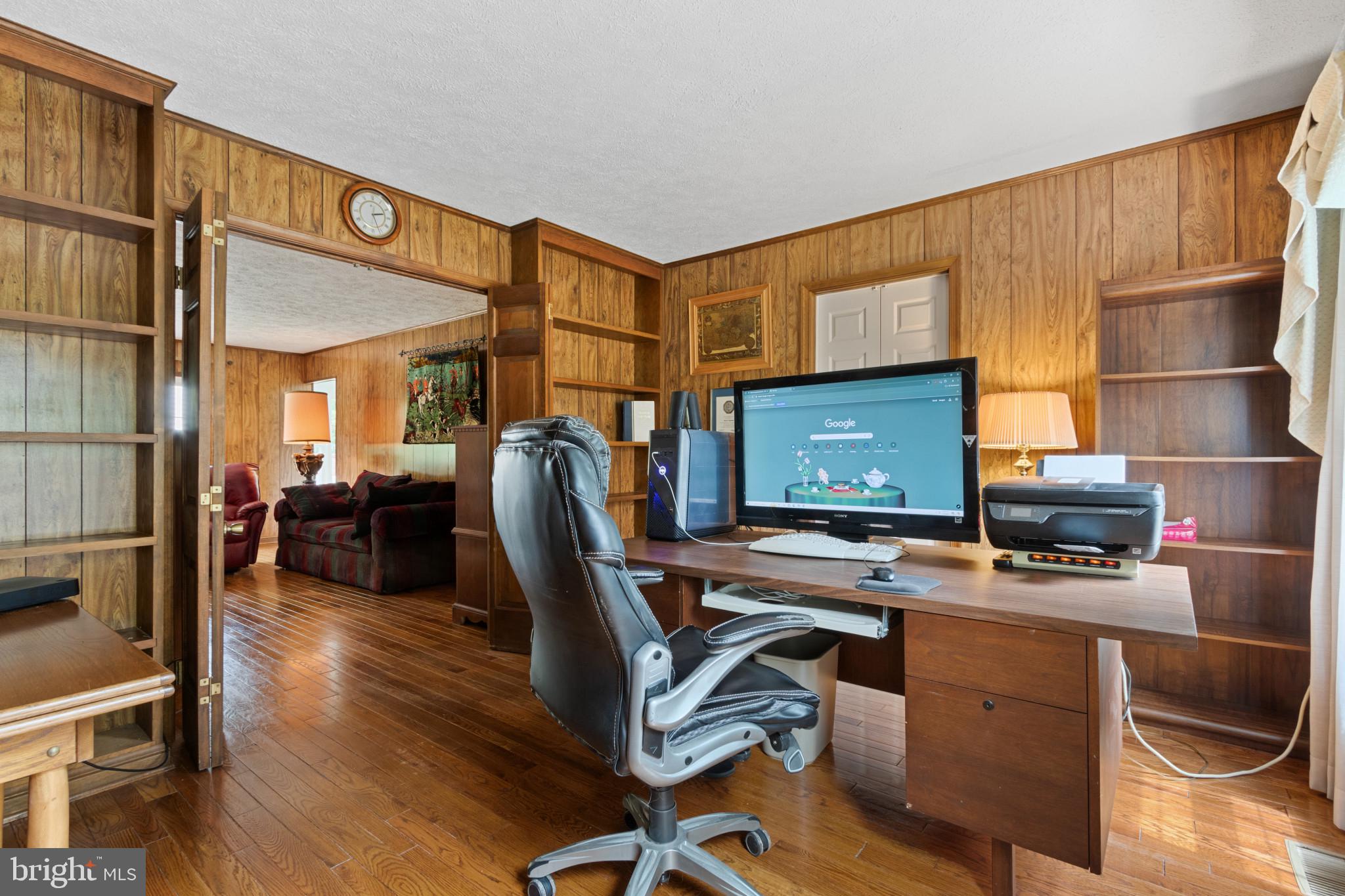 MOUNT VERNON GROVE - Residential