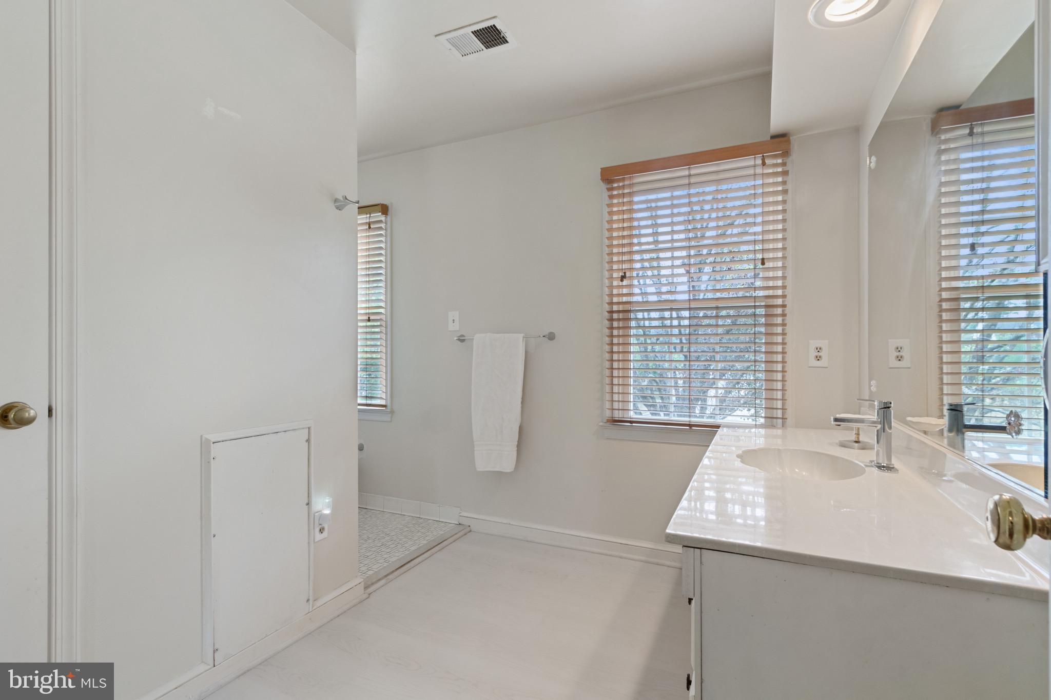 MOUNT VERNON GROVE - Residential