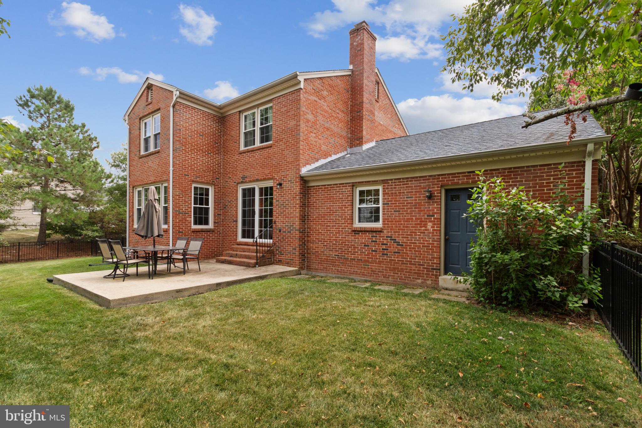 MOUNT VERNON GROVE - Residential