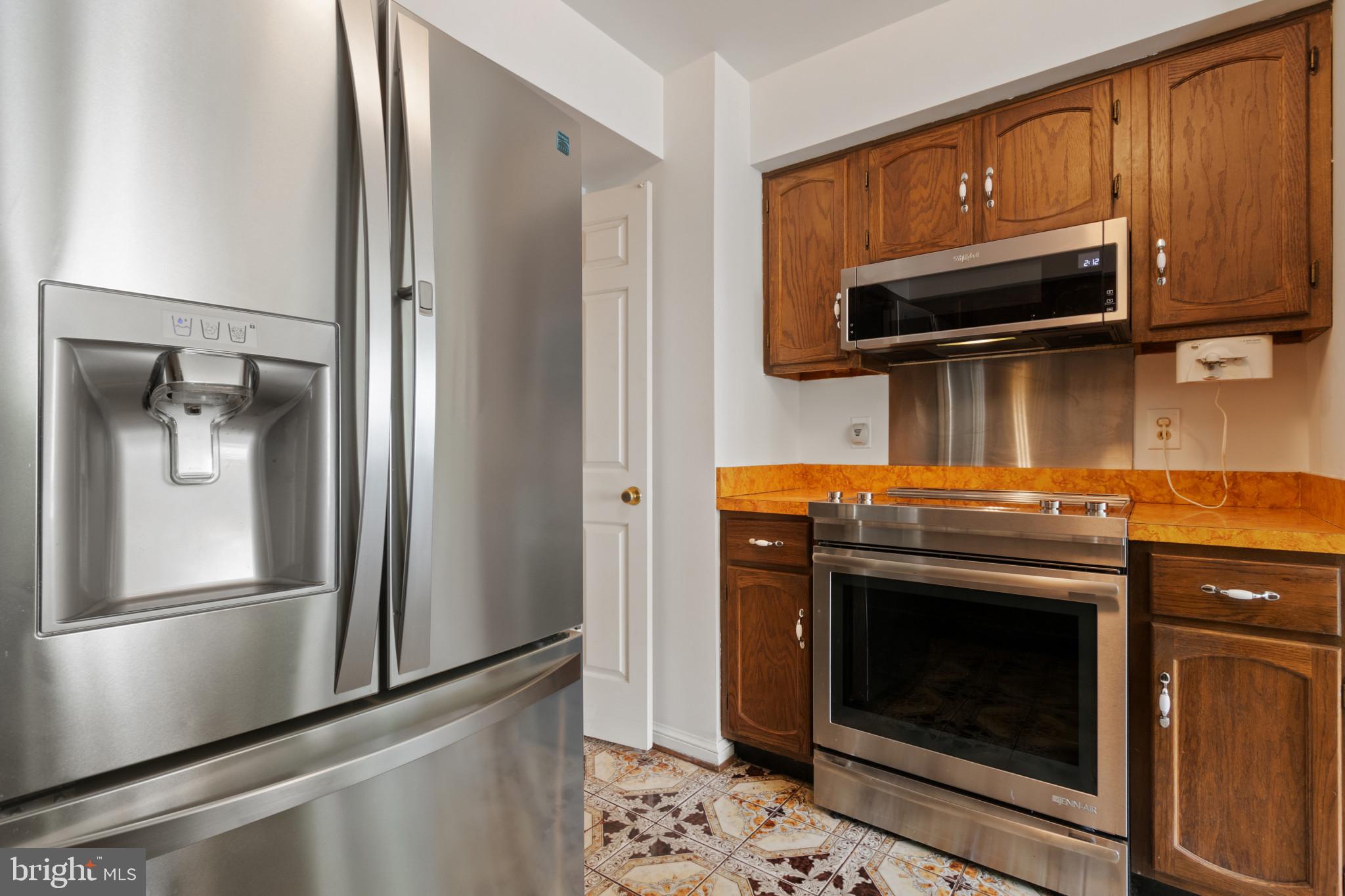 MOUNT VERNON GROVE - Residential