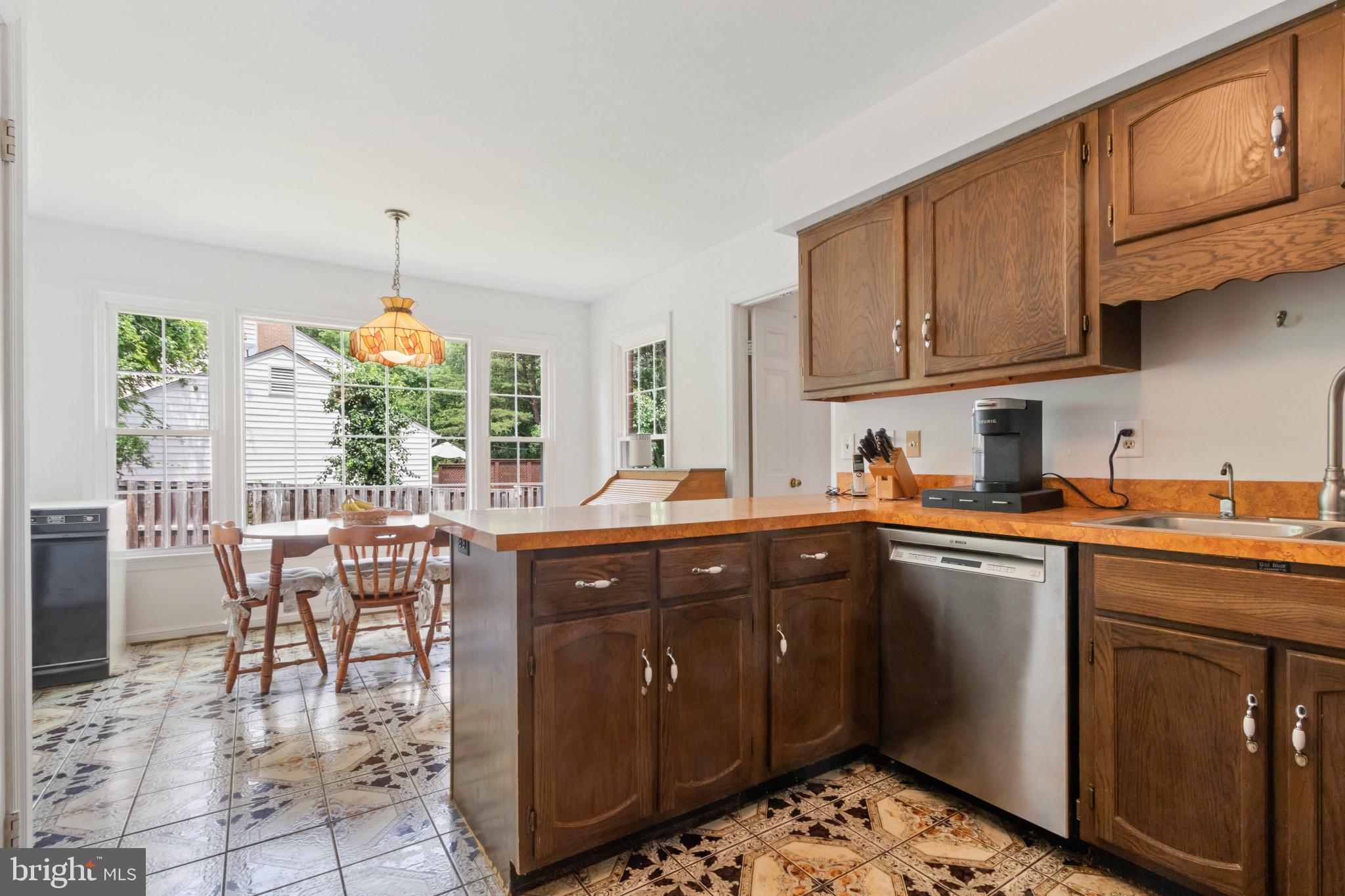 MOUNT VERNON GROVE - Residential