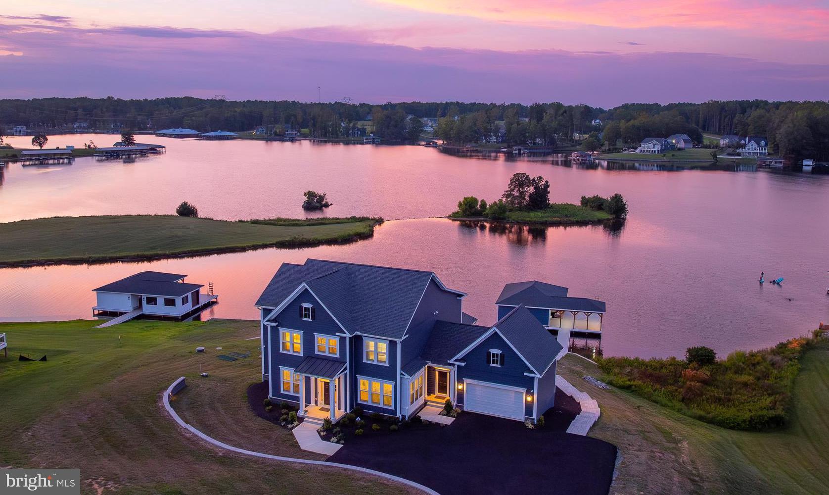 ROCK ISLAND LANDING - Residential