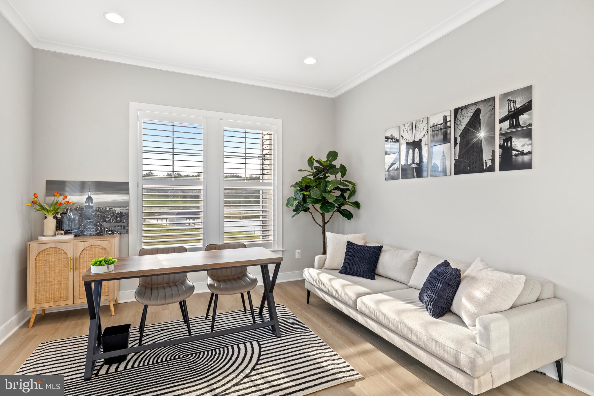 ROCK ISLAND LANDING - Residential