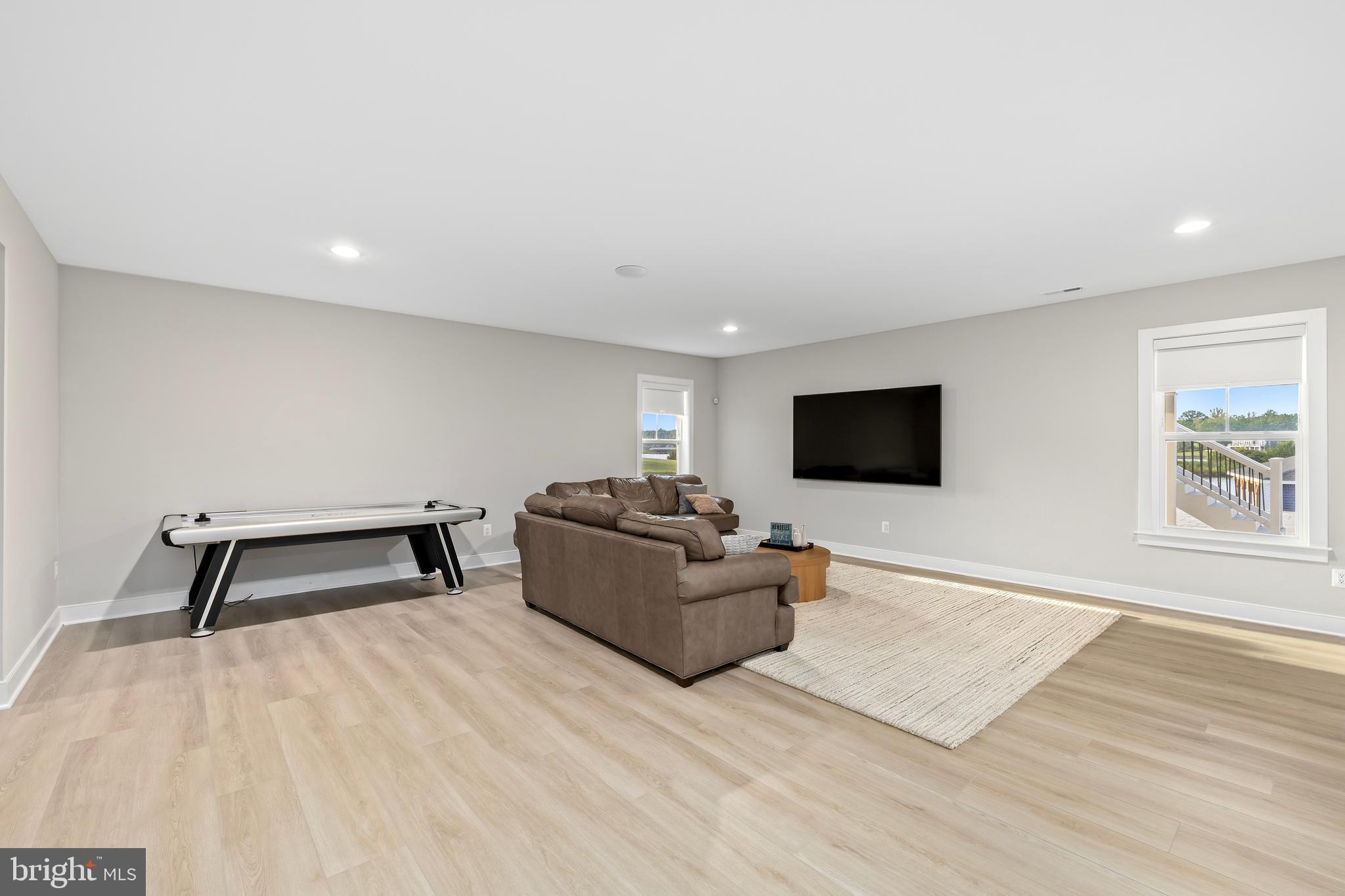 ROCK ISLAND LANDING - Residential