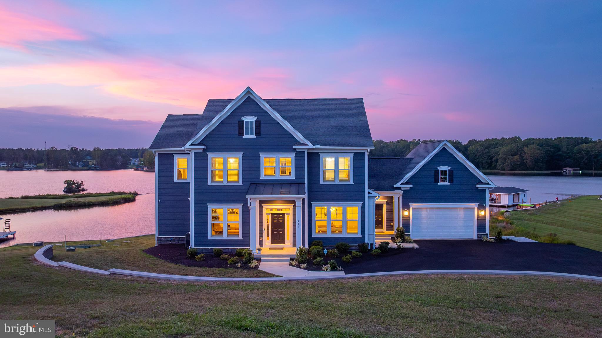 ROCK ISLAND LANDING - Residential