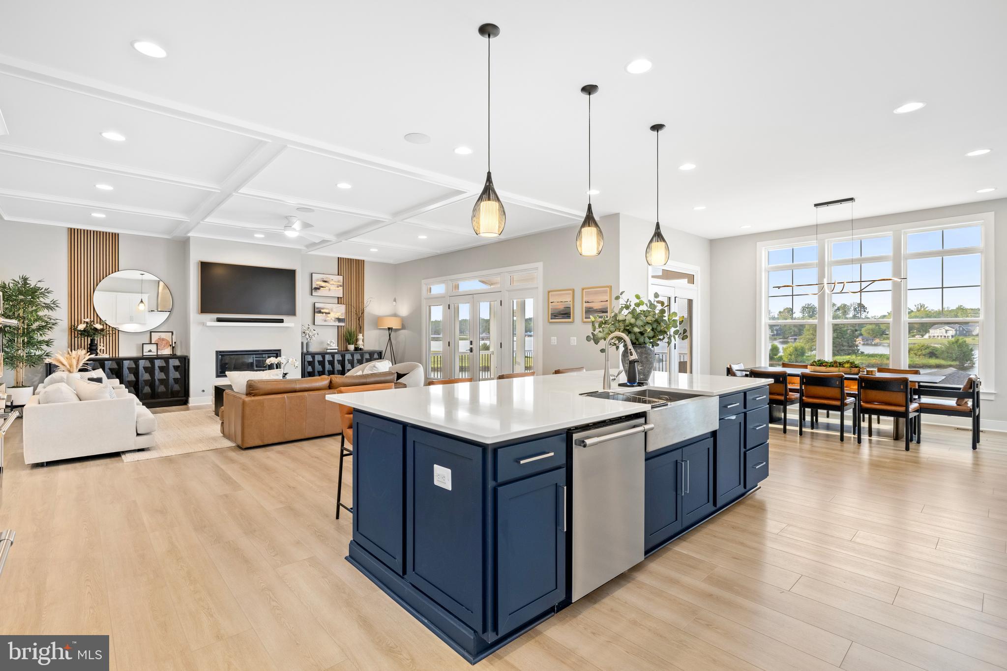 ROCK ISLAND LANDING - Residential