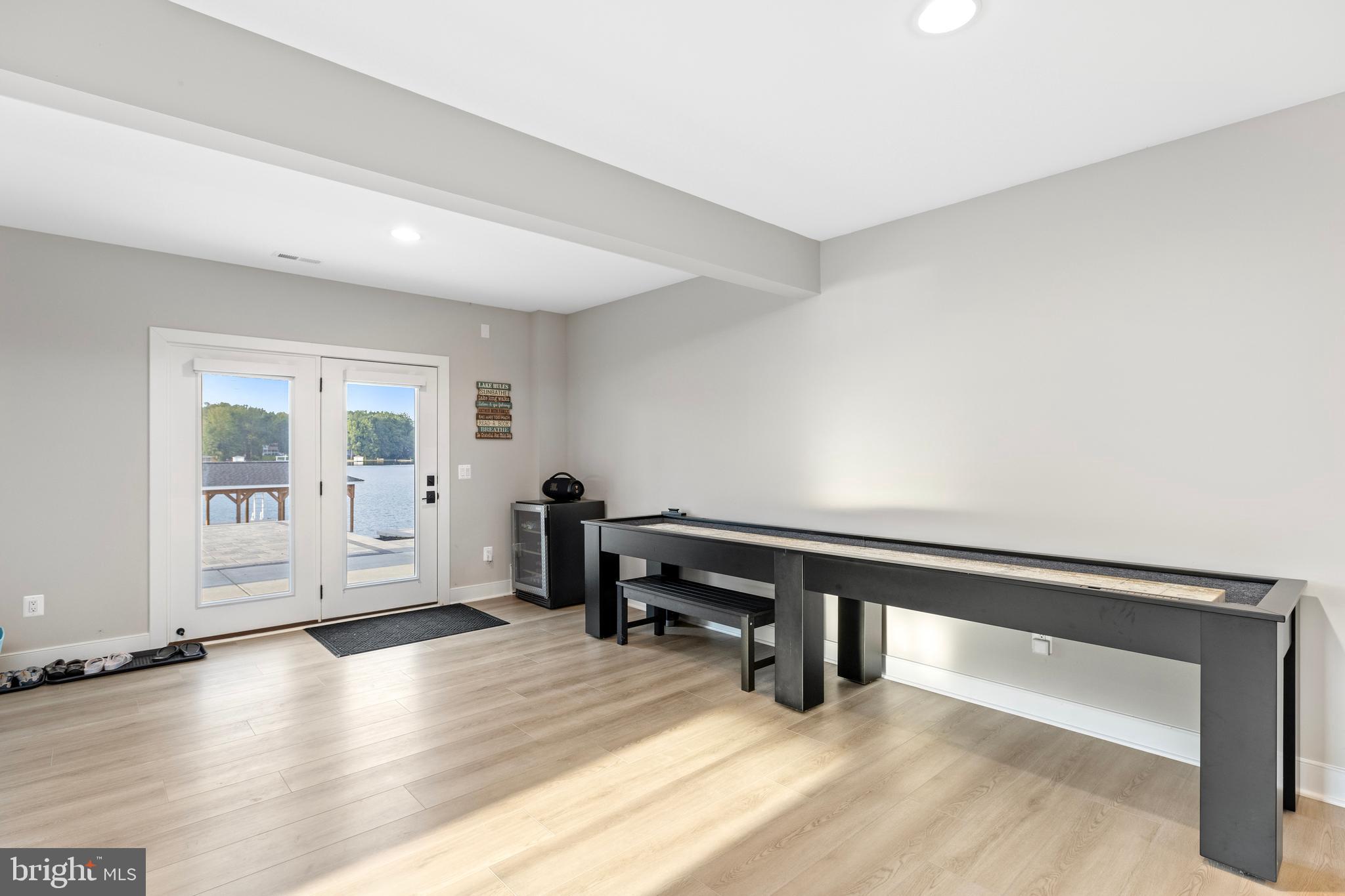 ROCK ISLAND LANDING - Residential