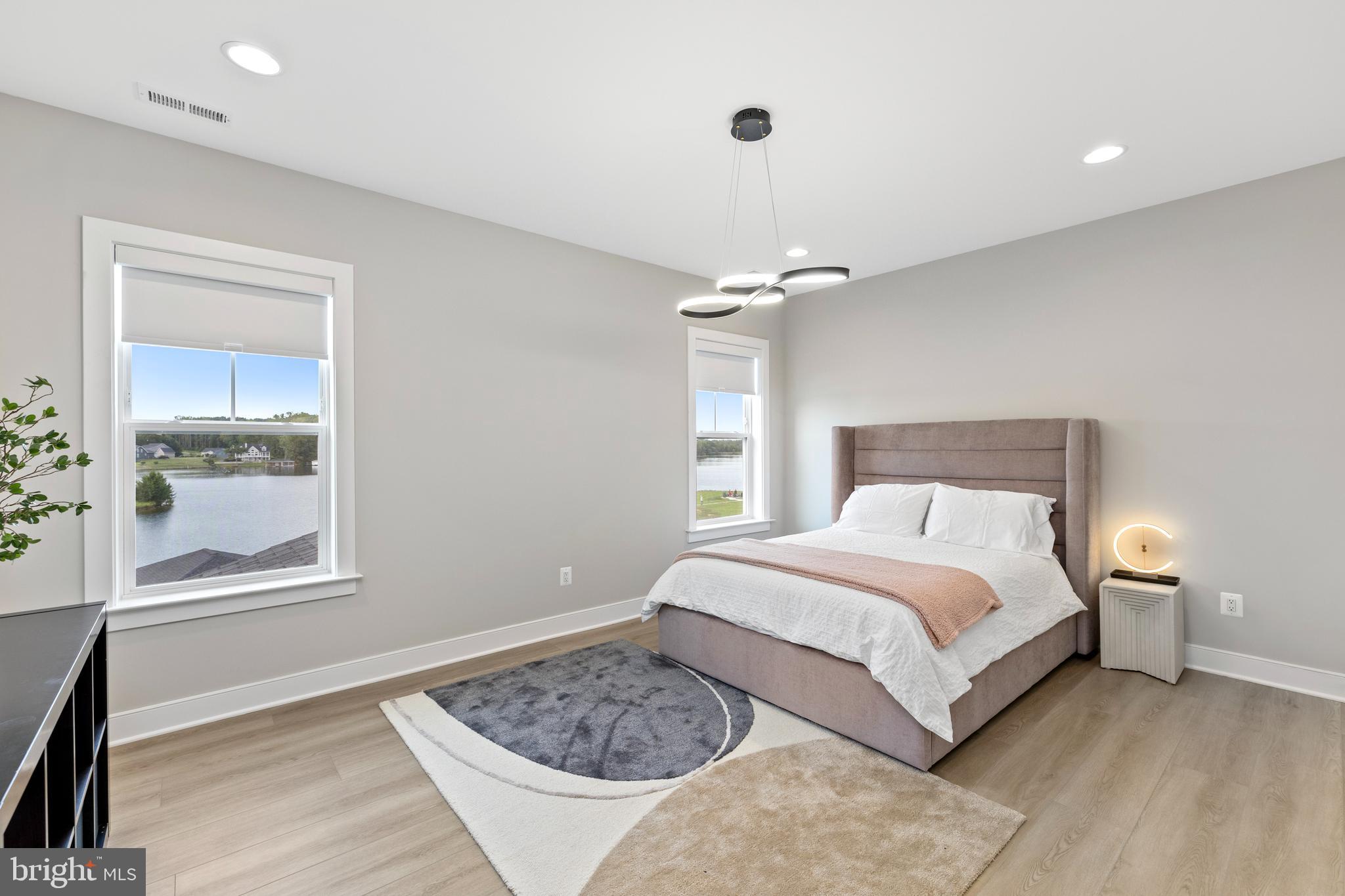 ROCK ISLAND LANDING - Residential