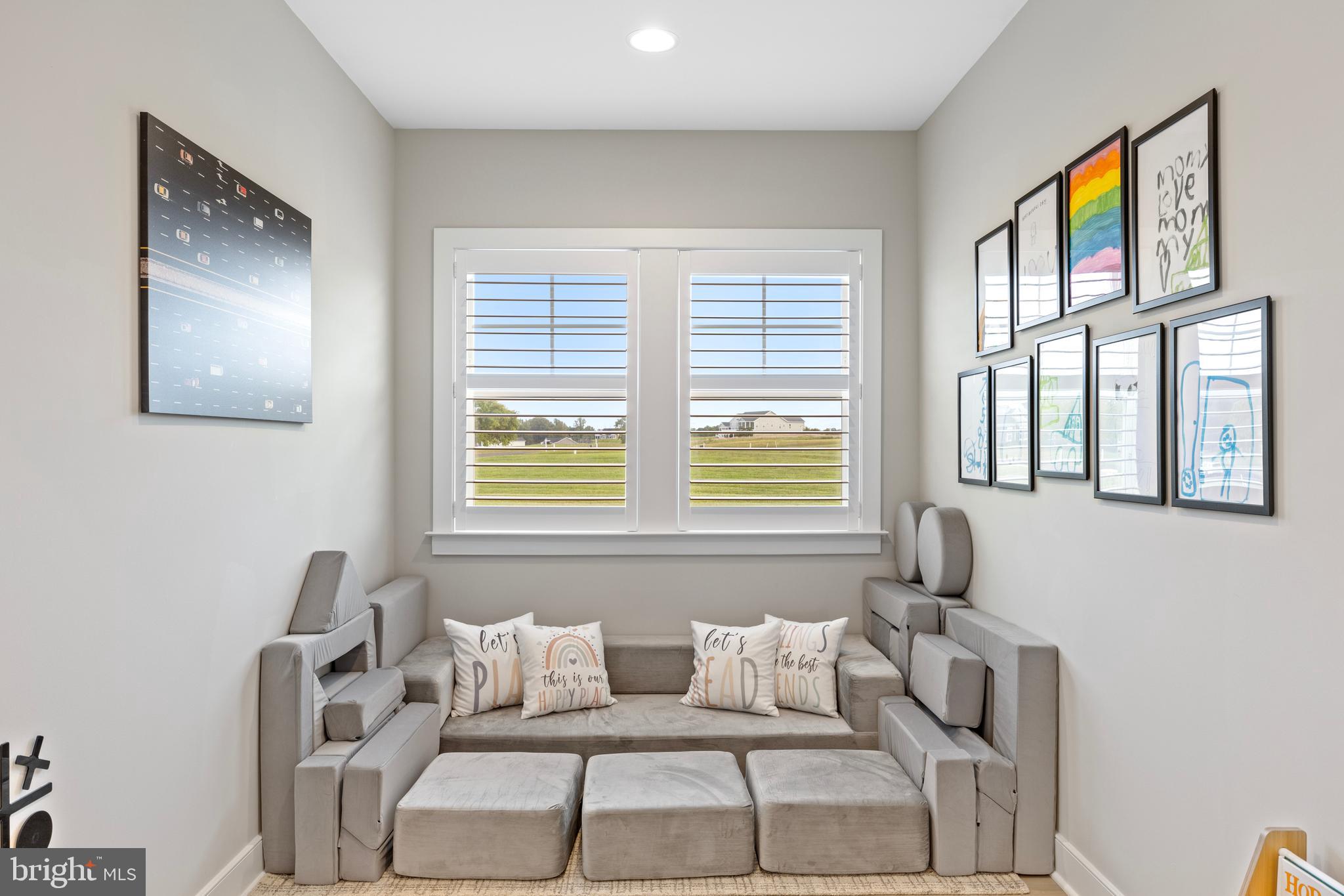 ROCK ISLAND LANDING - Residential