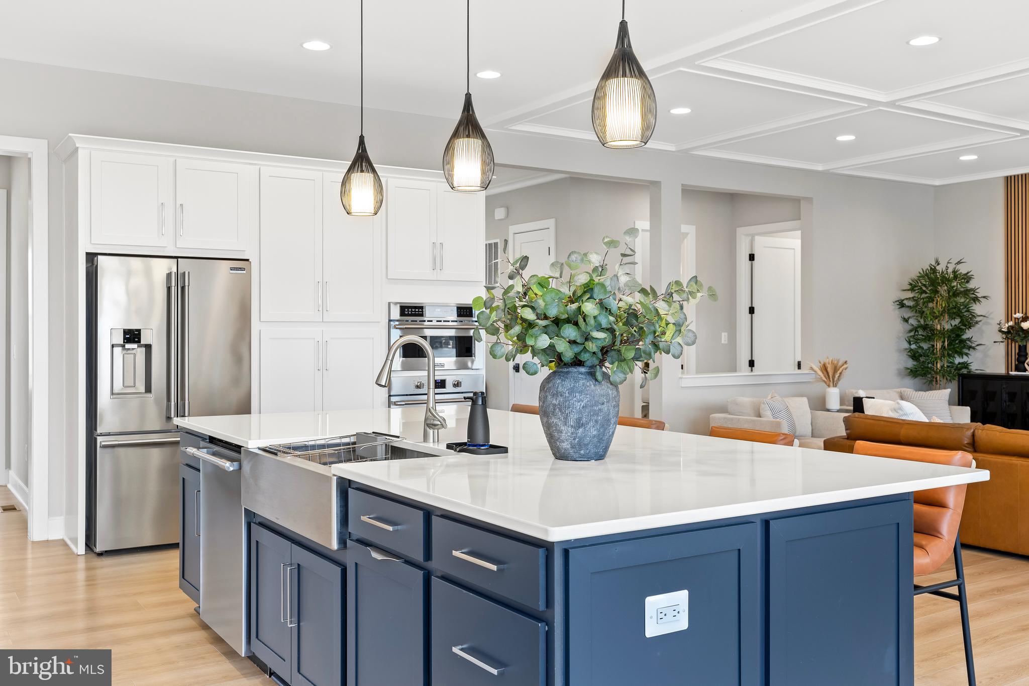 ROCK ISLAND LANDING - Residential