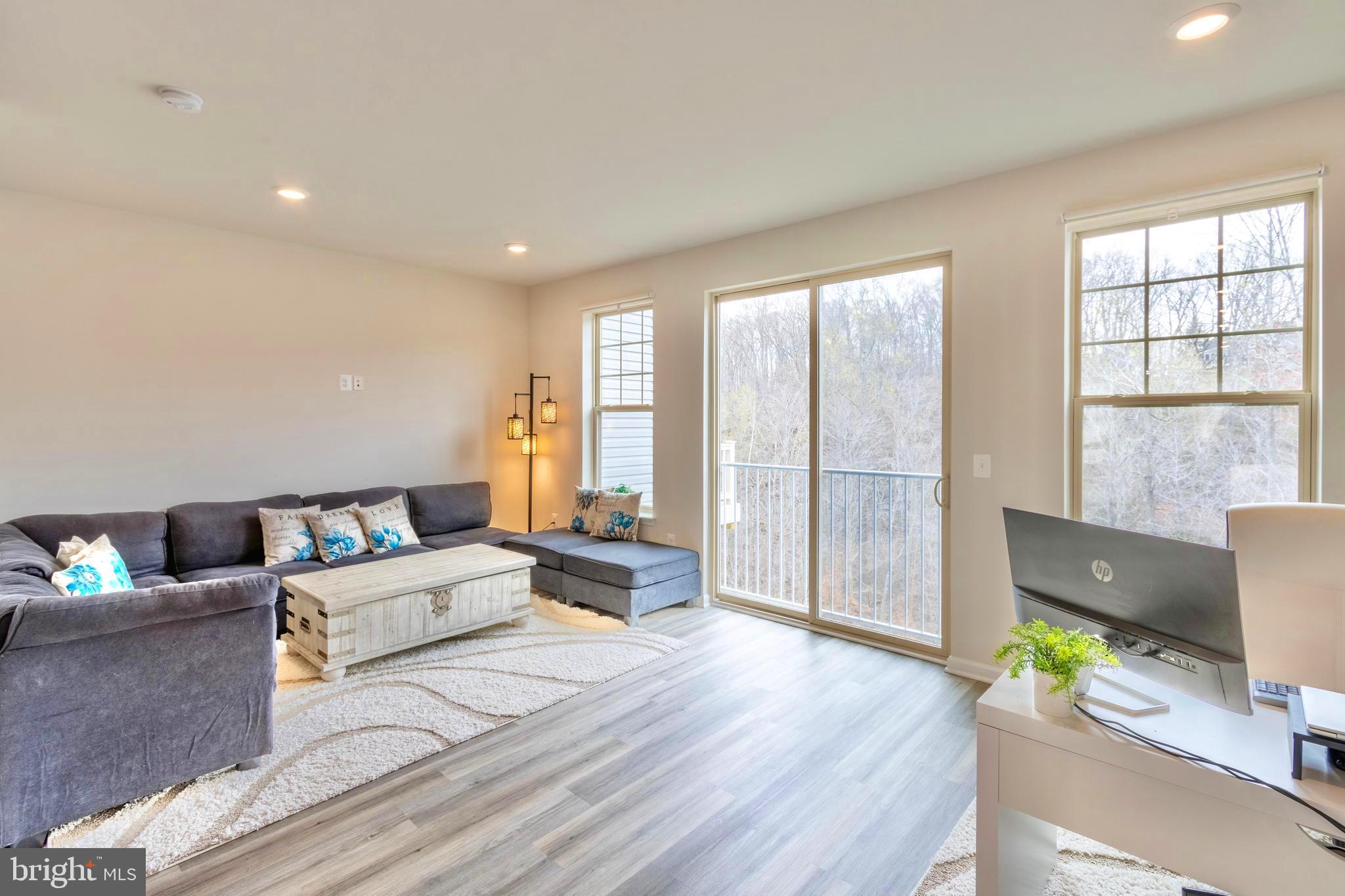 WHITSON WOODS - Residential