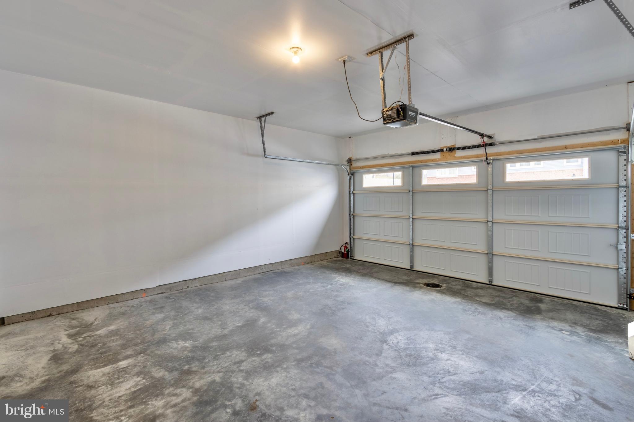 WHITSON WOODS - Residential