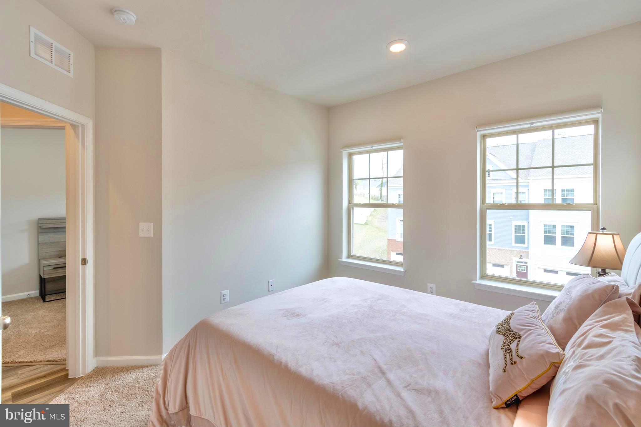 WHITSON WOODS - Residential