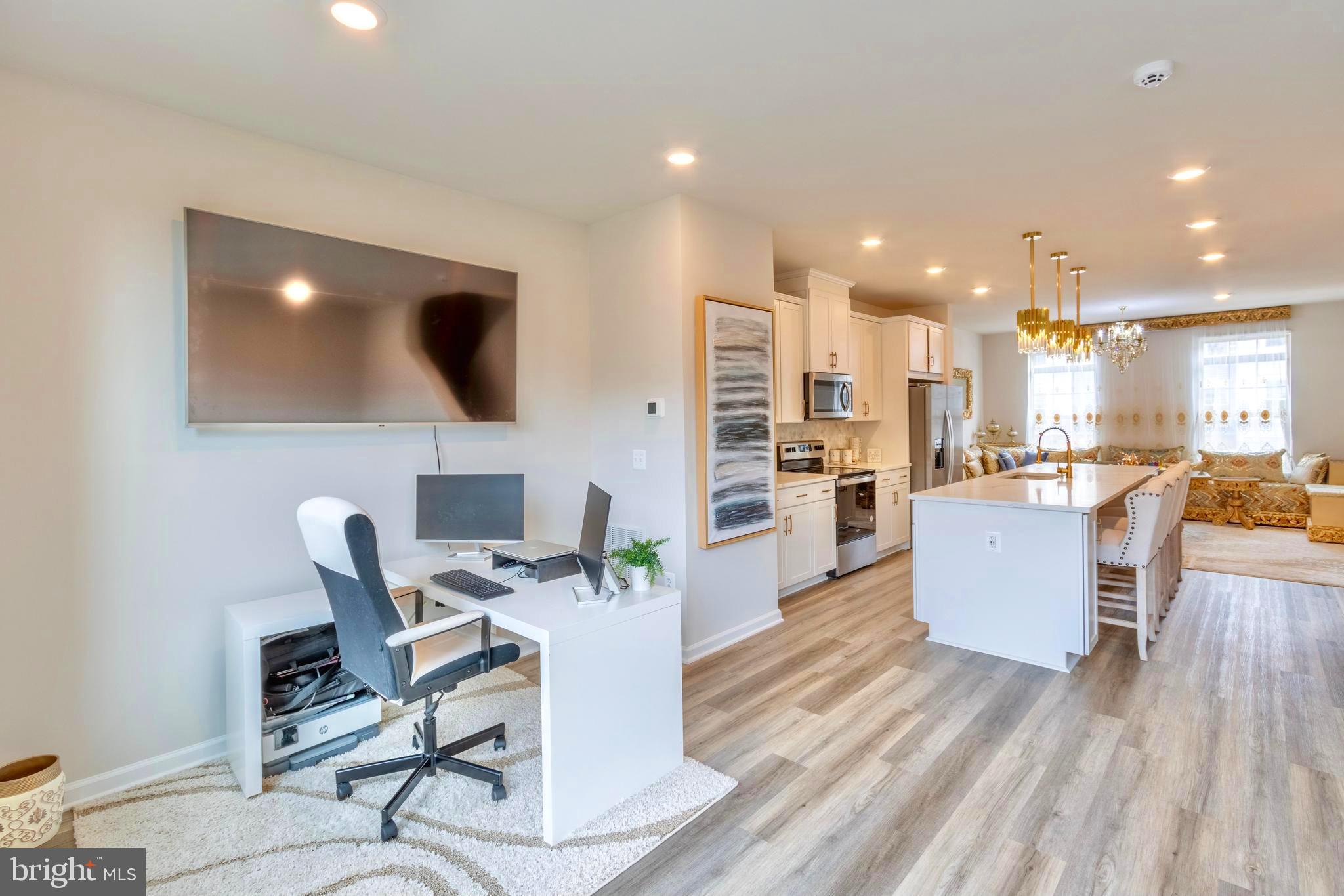 WHITSON WOODS - Residential