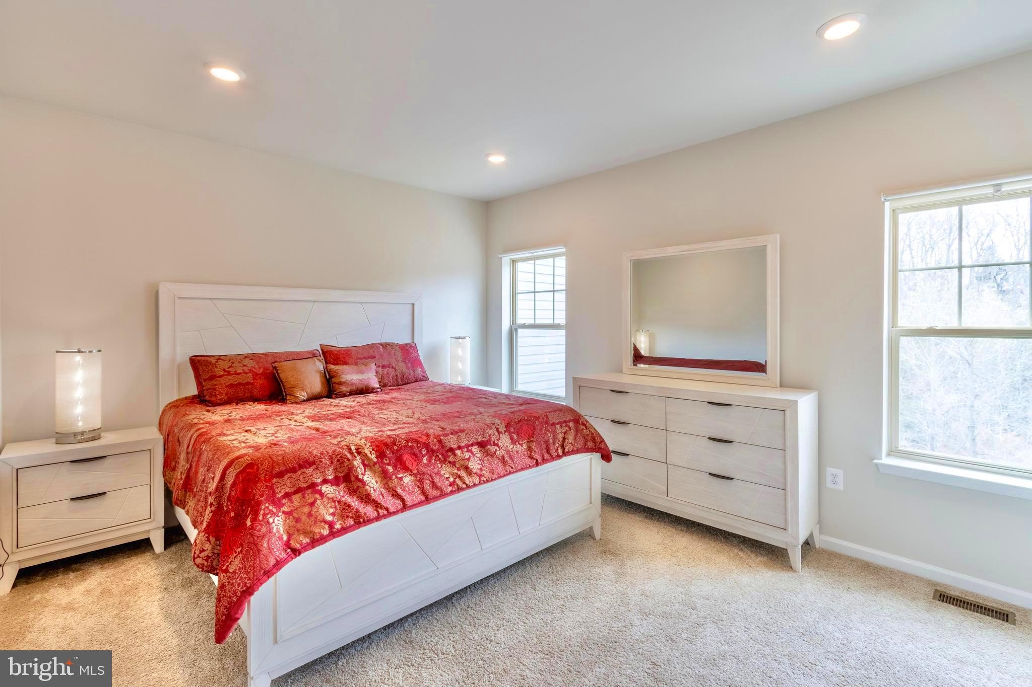 WHITSON WOODS - Residential