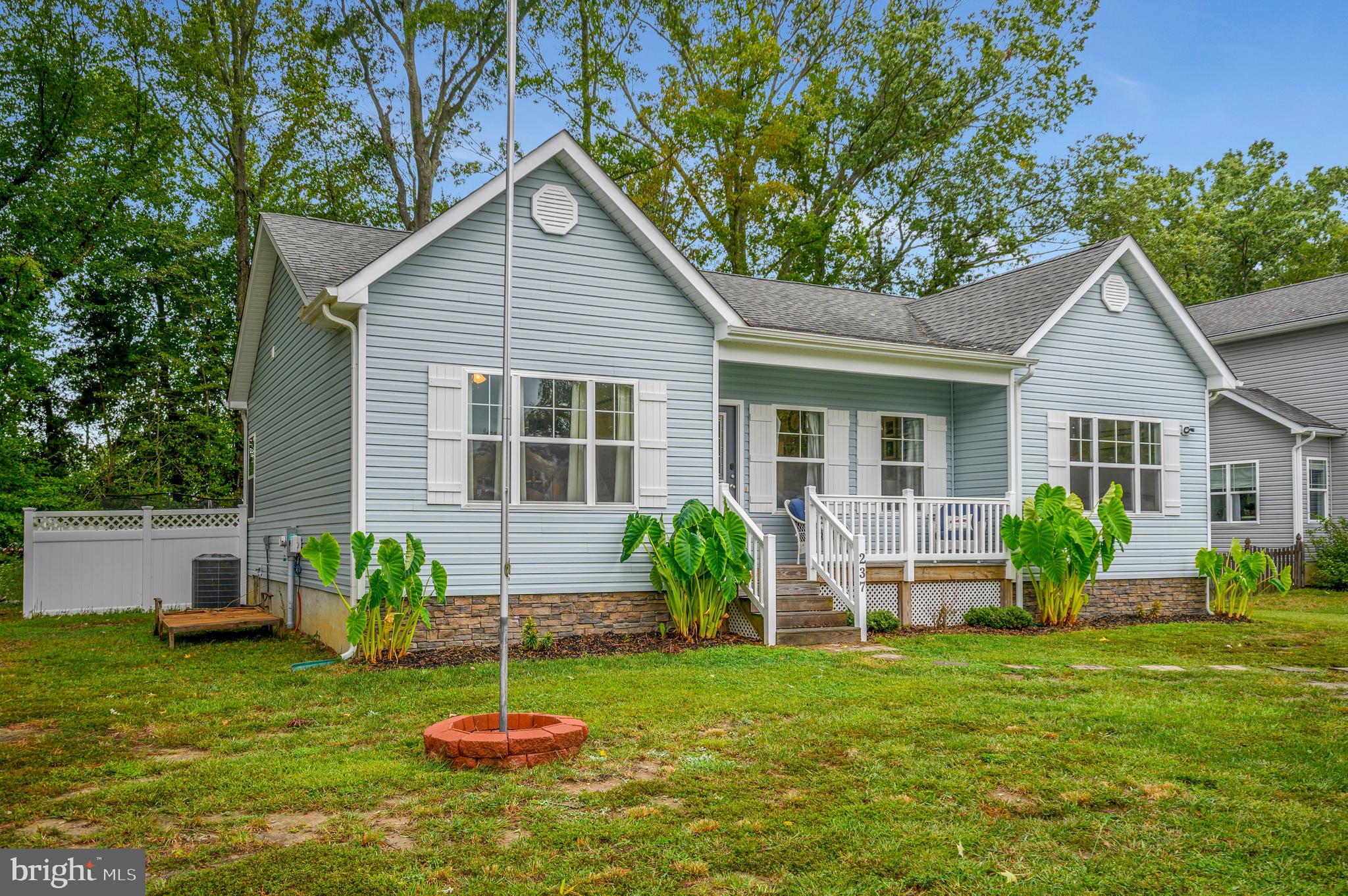 EBB TIDE BEACH - Residential