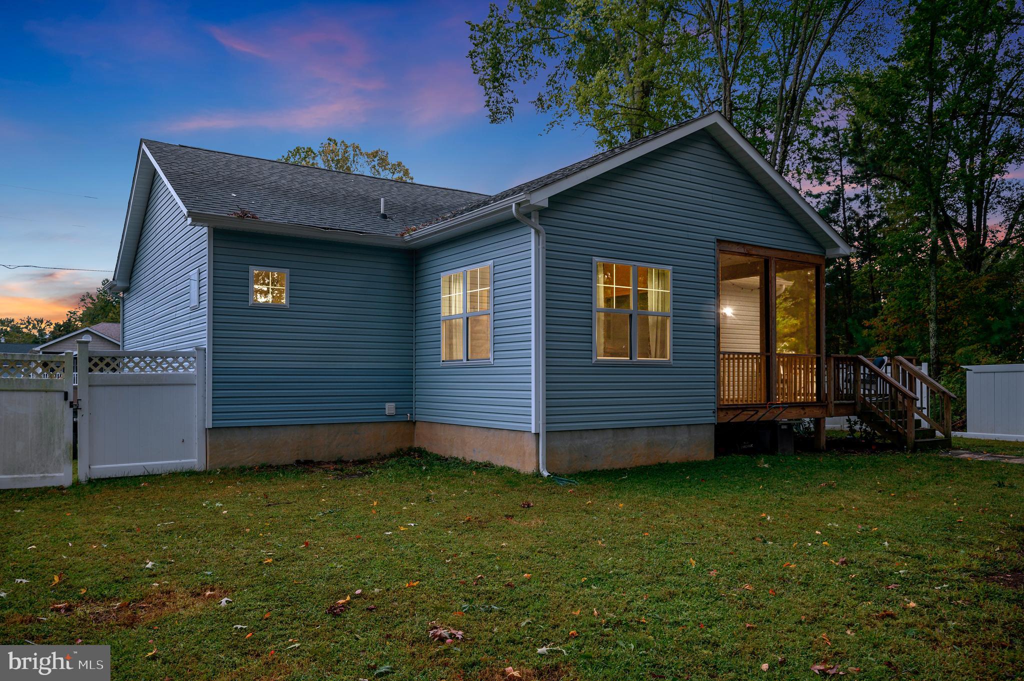 EBB TIDE BEACH - Residential