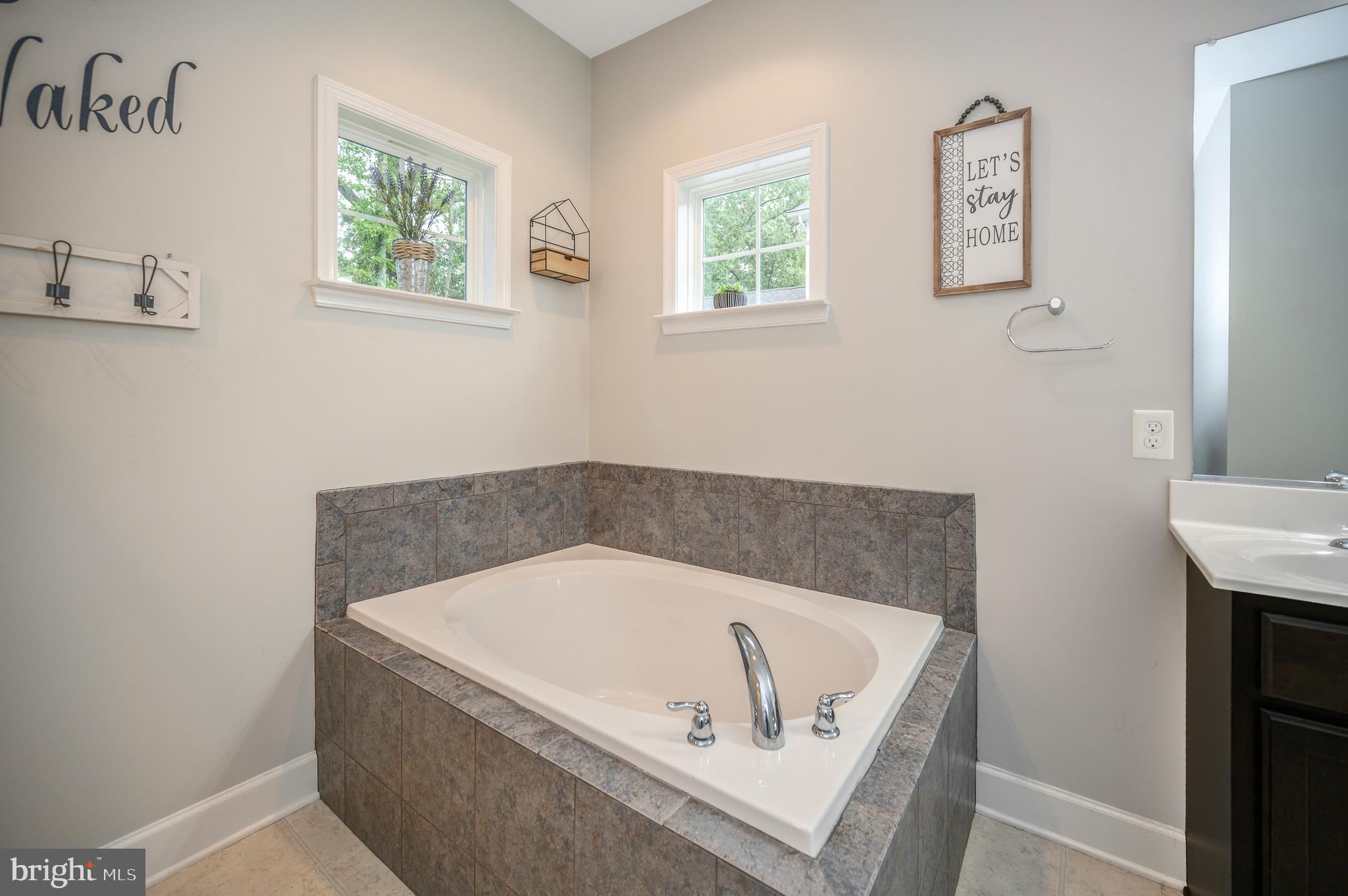 EBB TIDE BEACH - Residential