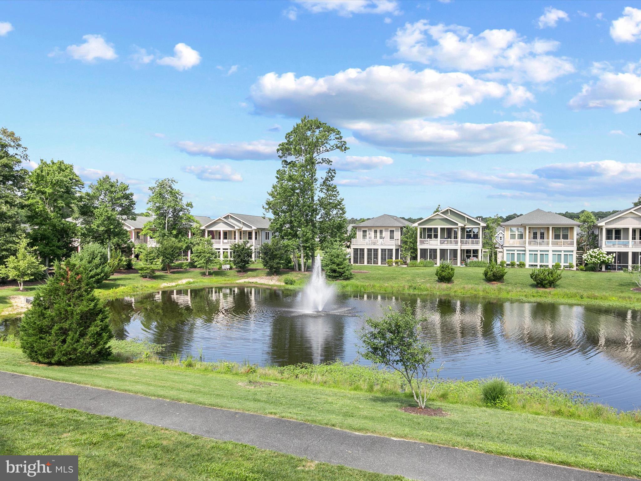 BAY FOREST CLUB - Residential