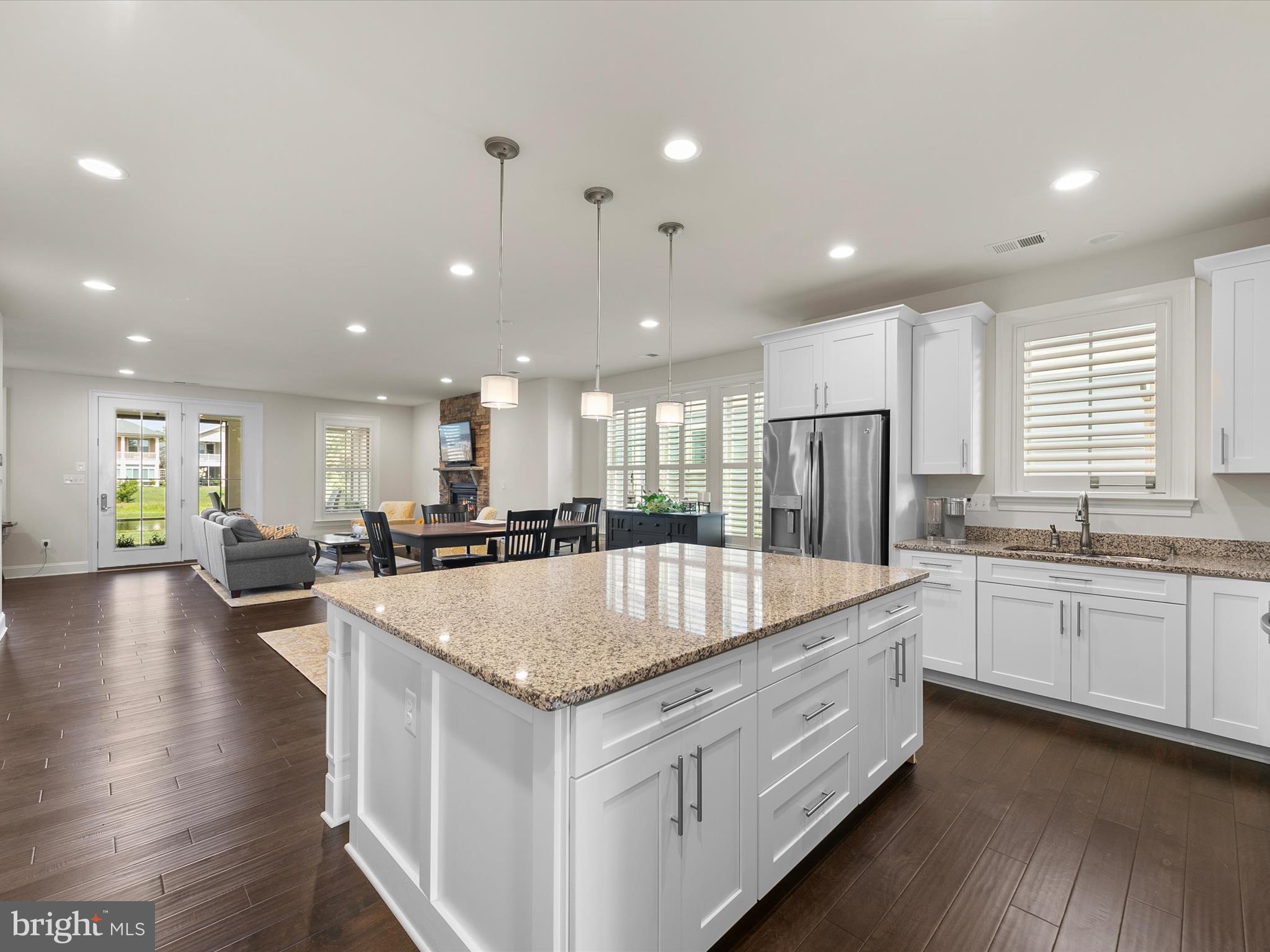 BAY FOREST CLUB - Residential