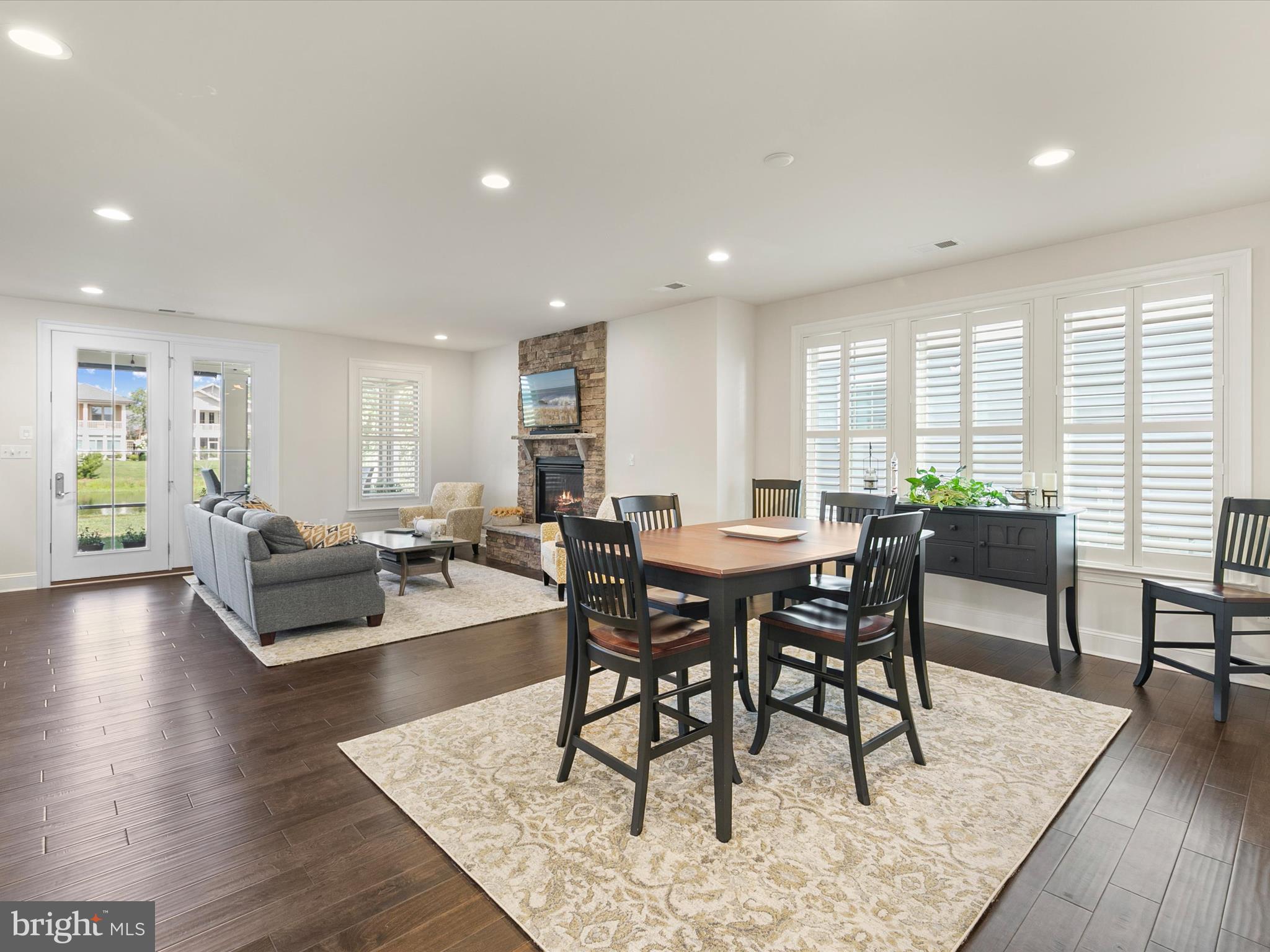 BAY FOREST CLUB - Residential