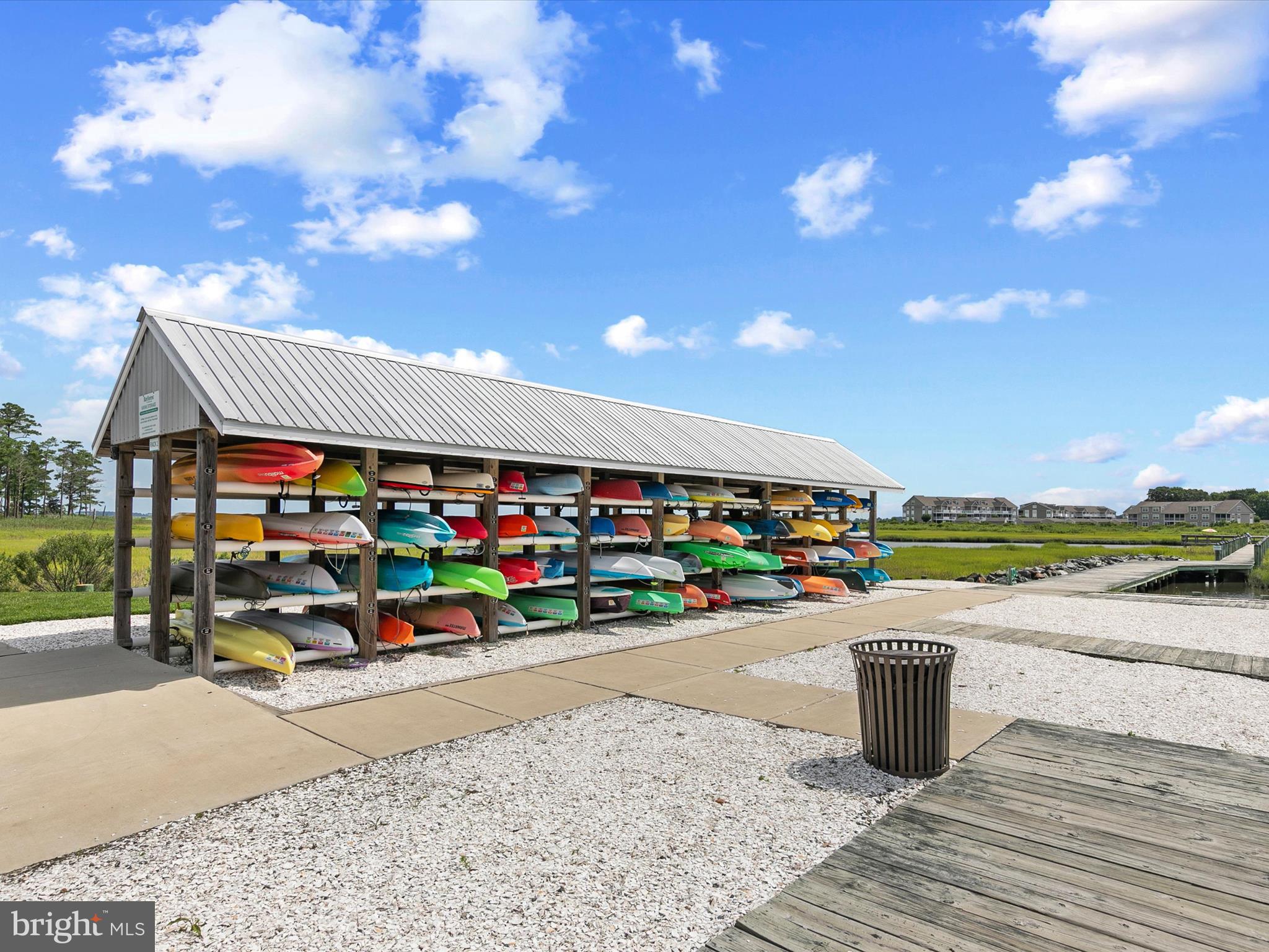 BAY FOREST CLUB - Residential