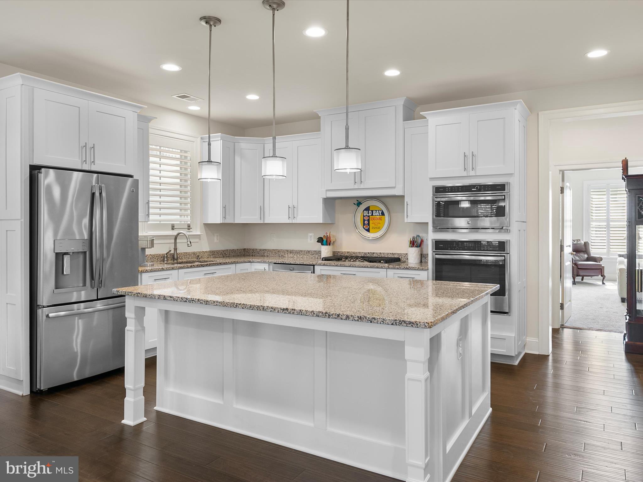 BAY FOREST CLUB - Residential