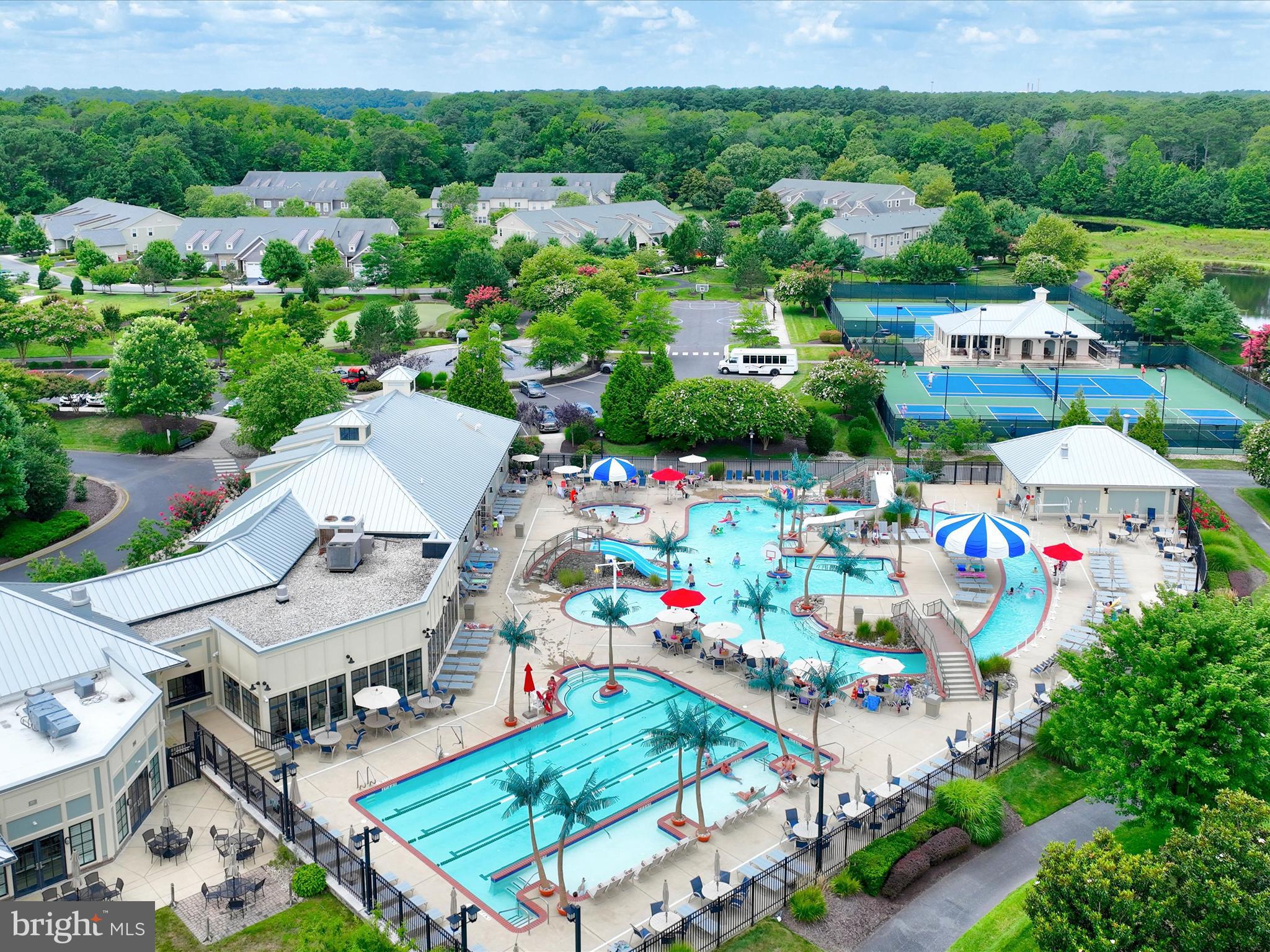 BAY FOREST CLUB - Residential