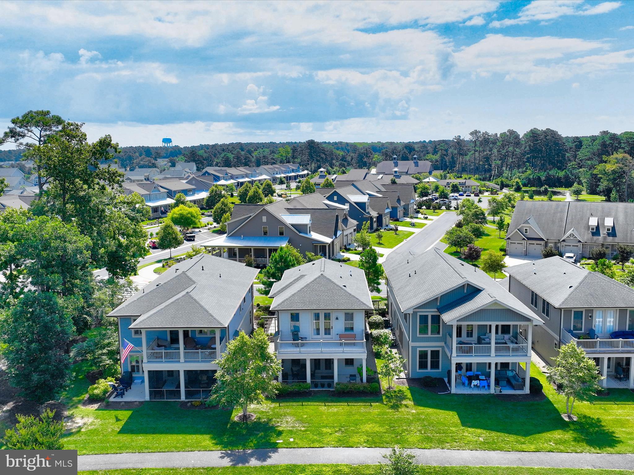 BAY FOREST CLUB - Residential