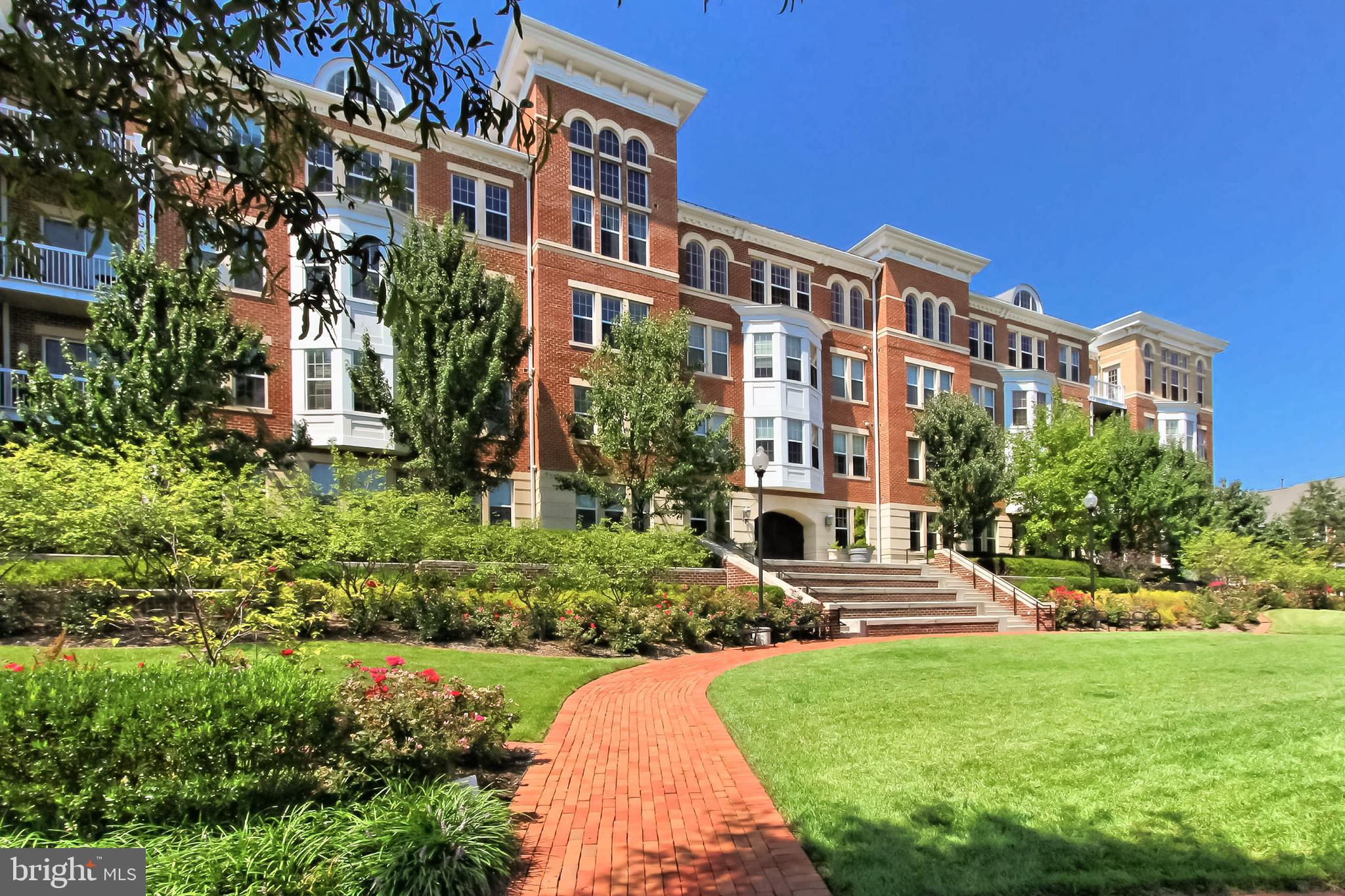 CAMERON STATION - Residential Lease