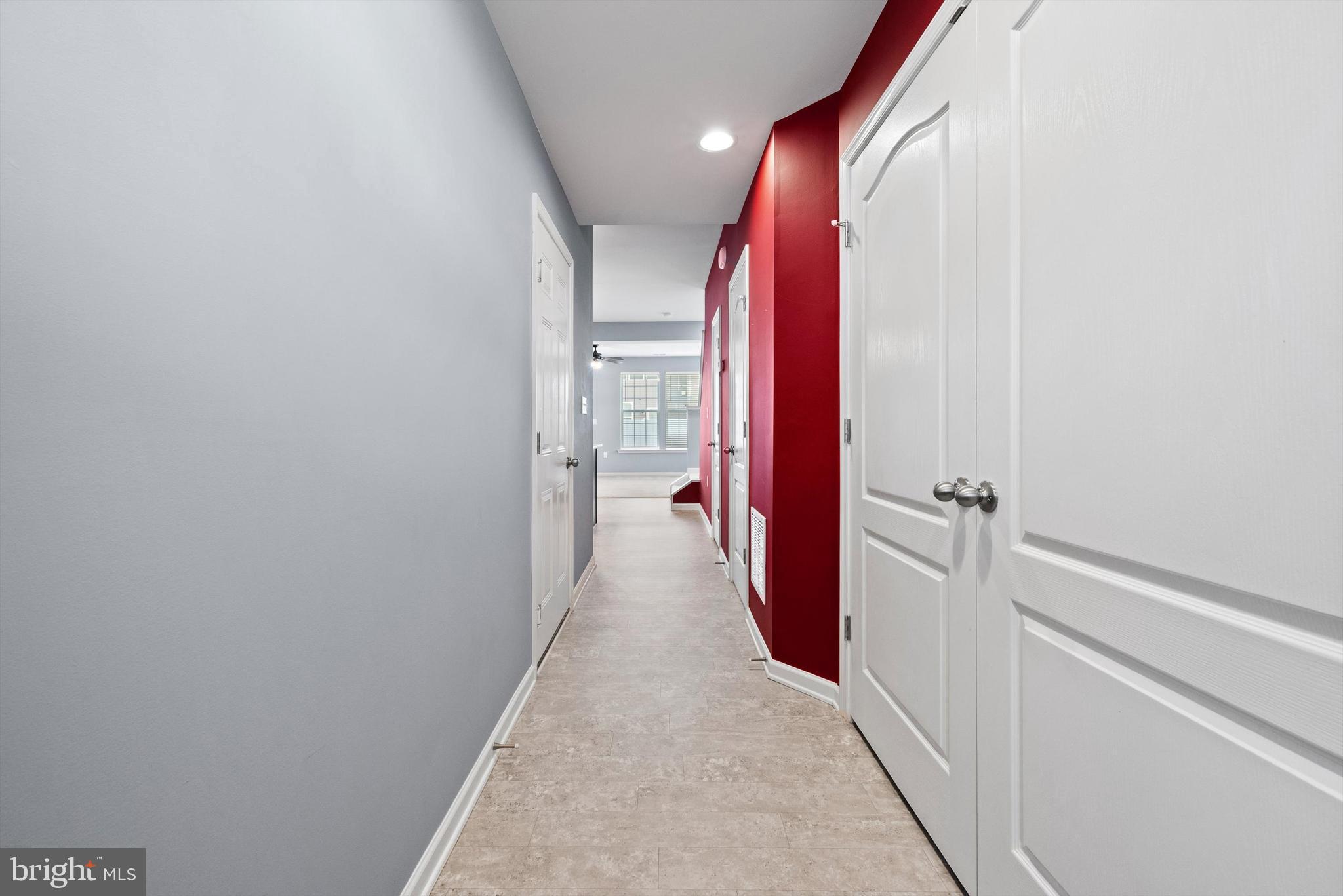 MCCAULEY CROSSING - Residential Lease