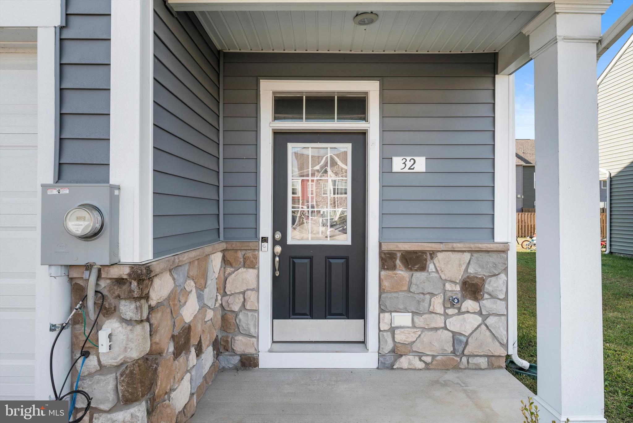 MCCAULEY CROSSING - Residential Lease