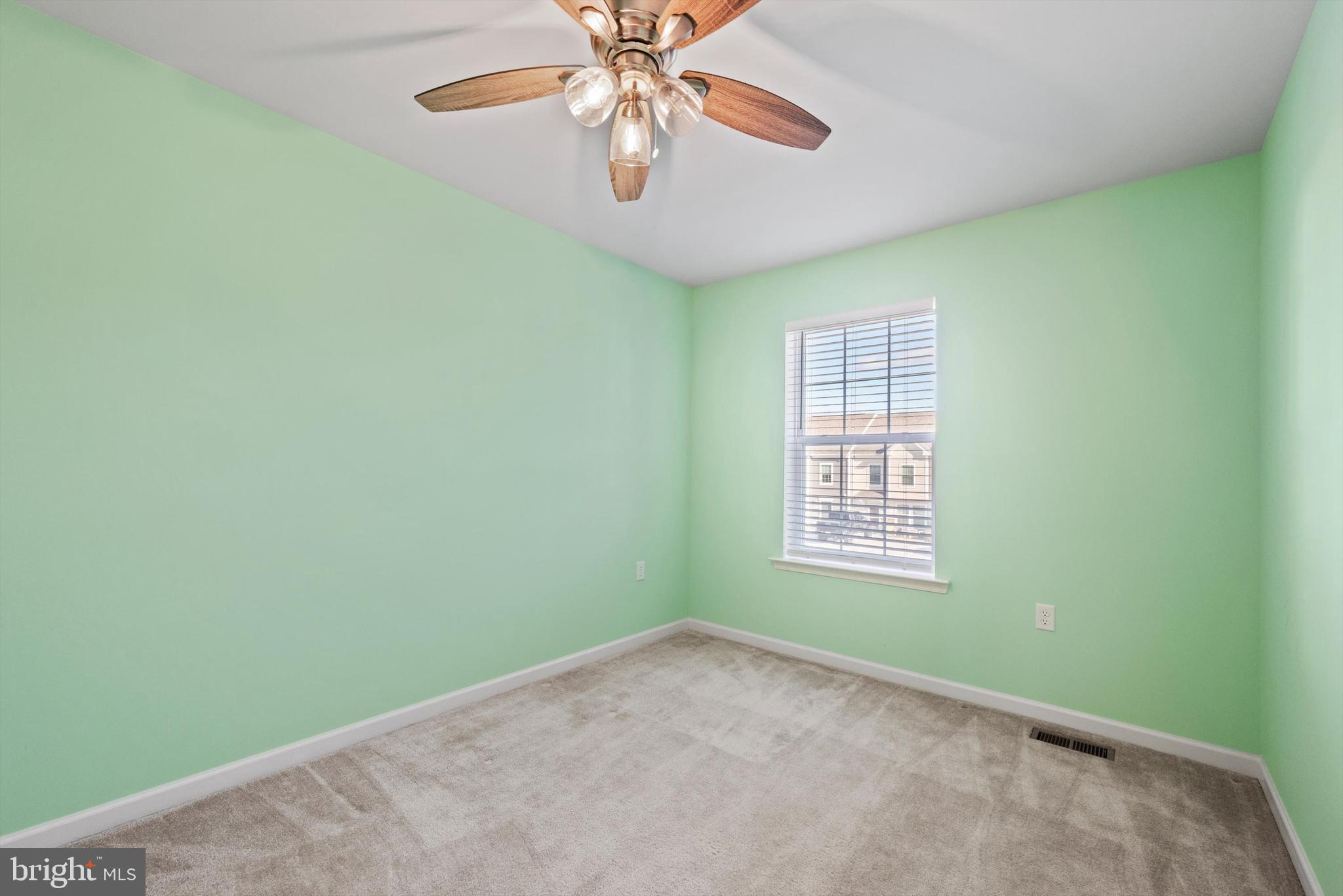 MCCAULEY CROSSING - Residential Lease