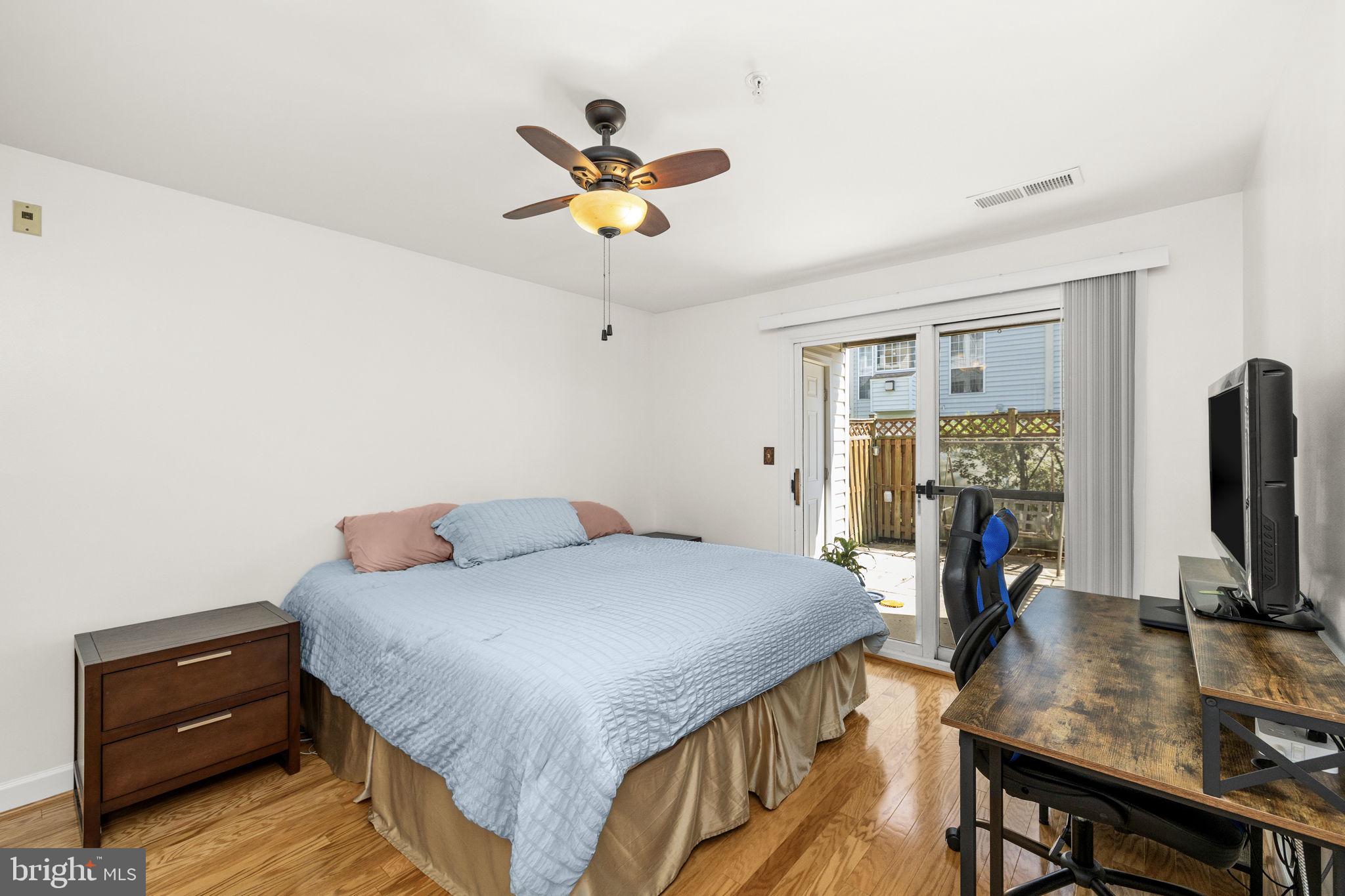 HIGHLAND AT GUNSTON CORNER - Residential