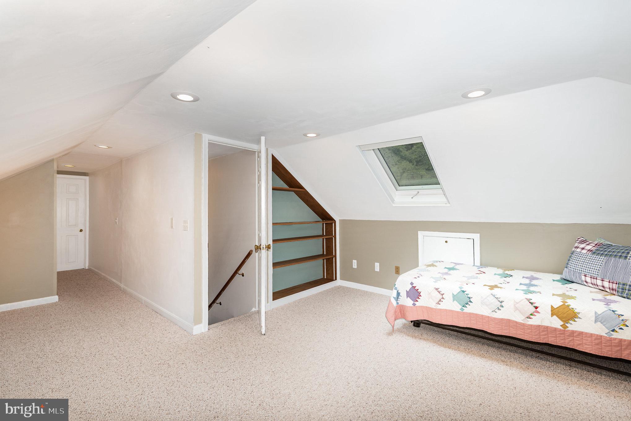 SPRINGDALE - Residential