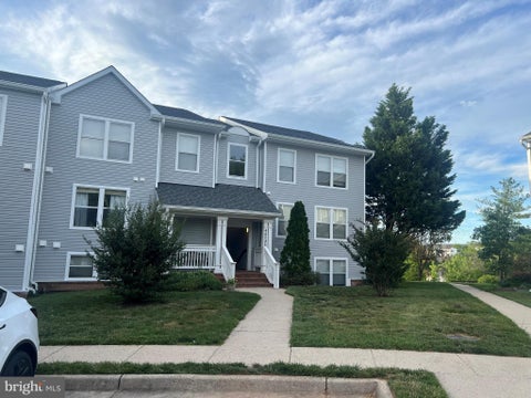 Condo For Rent - 44086 Natalie Terrace #301<br/> ASHBURN, VA 20147