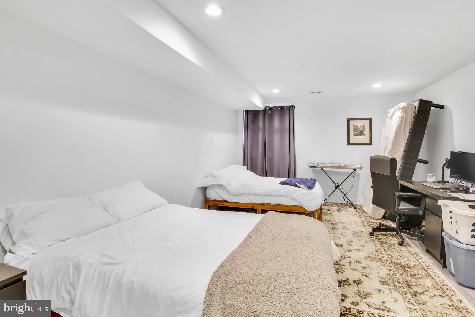 GRAYS FERRY - Residential Lease