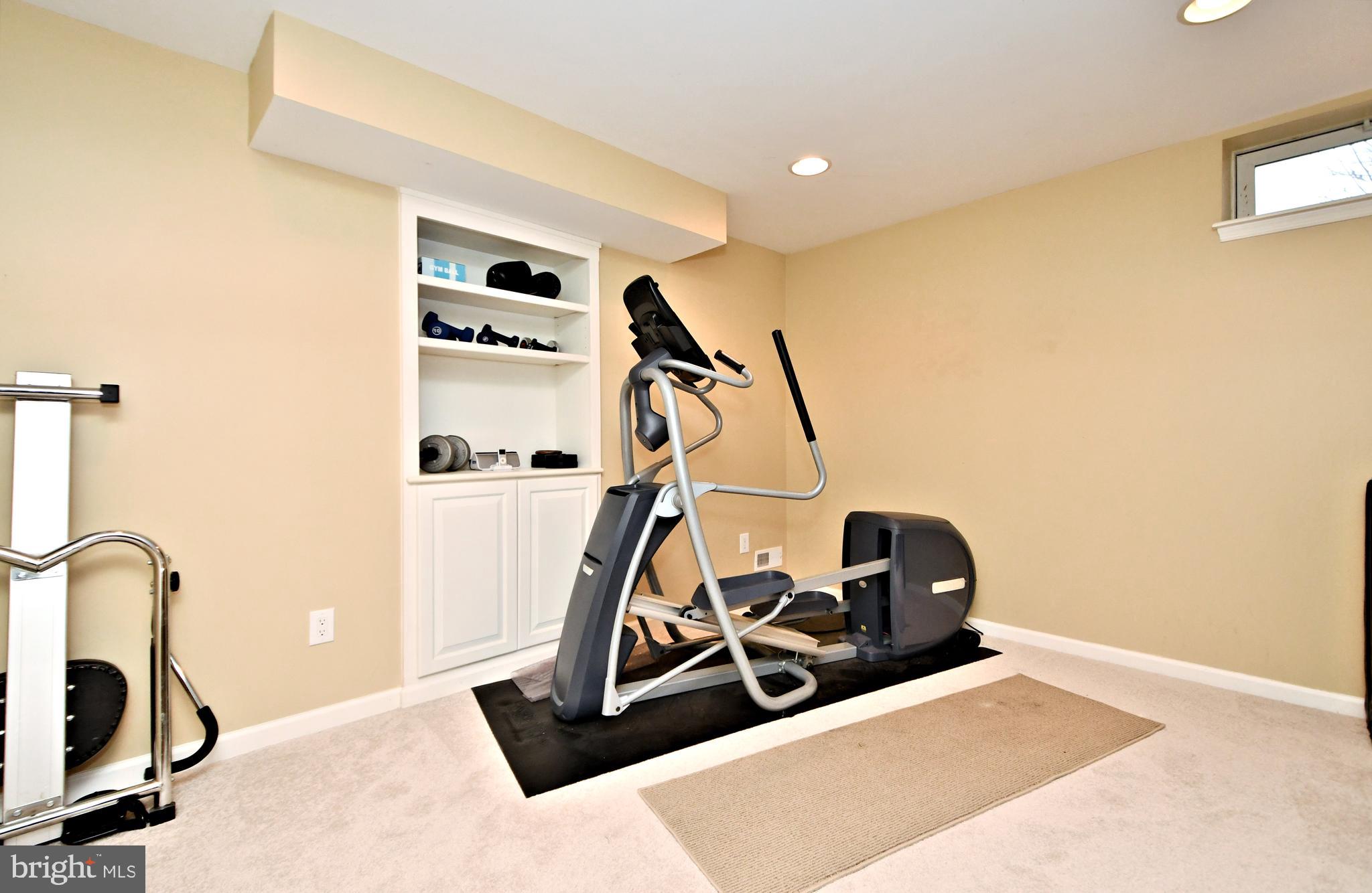 STONEY FORD ESTATE - Residential