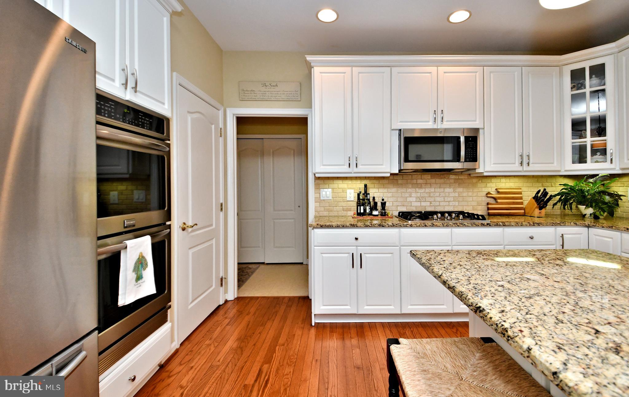 STONEY FORD ESTATE - Residential