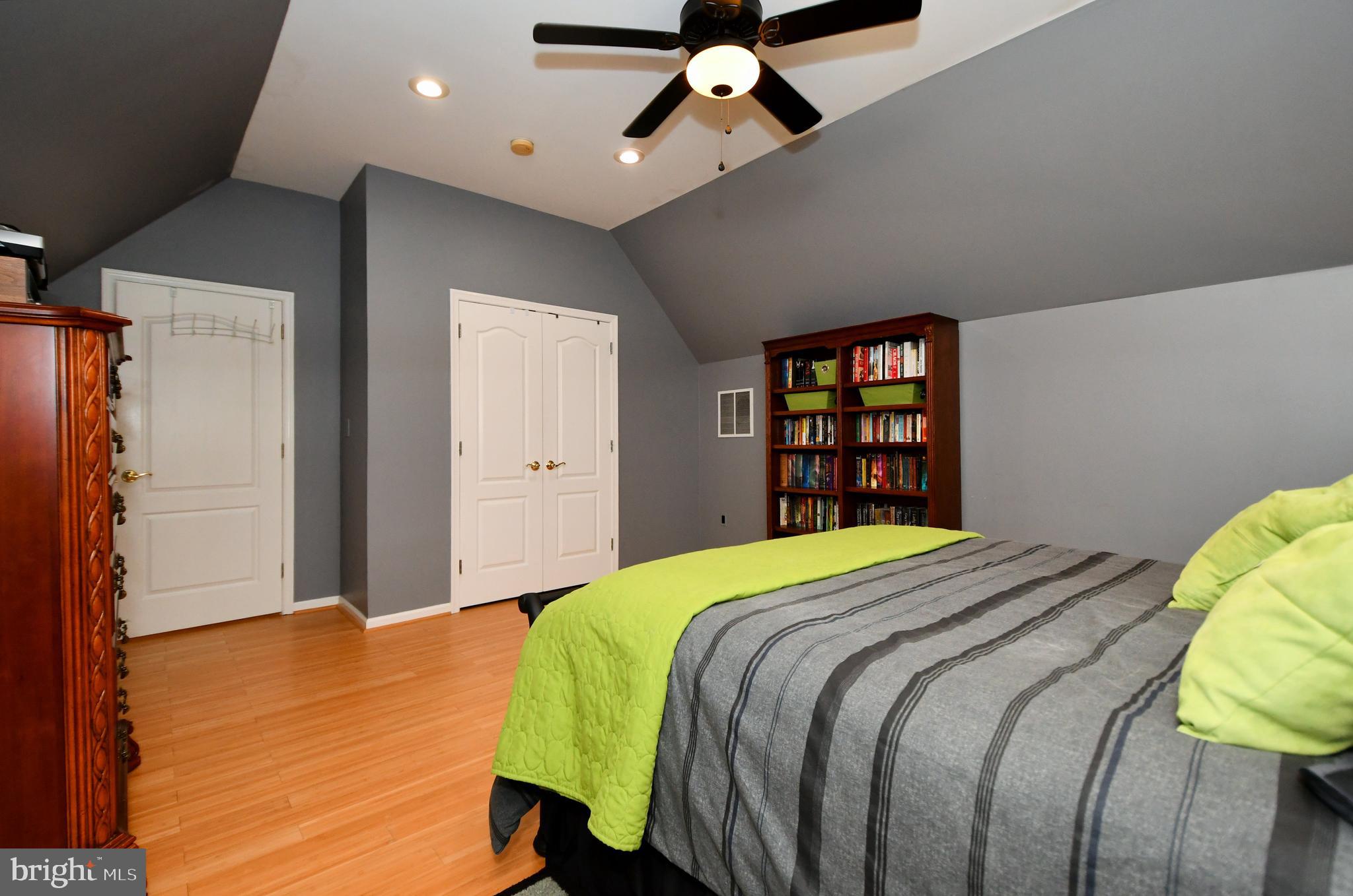 STONEY FORD ESTATE - Residential