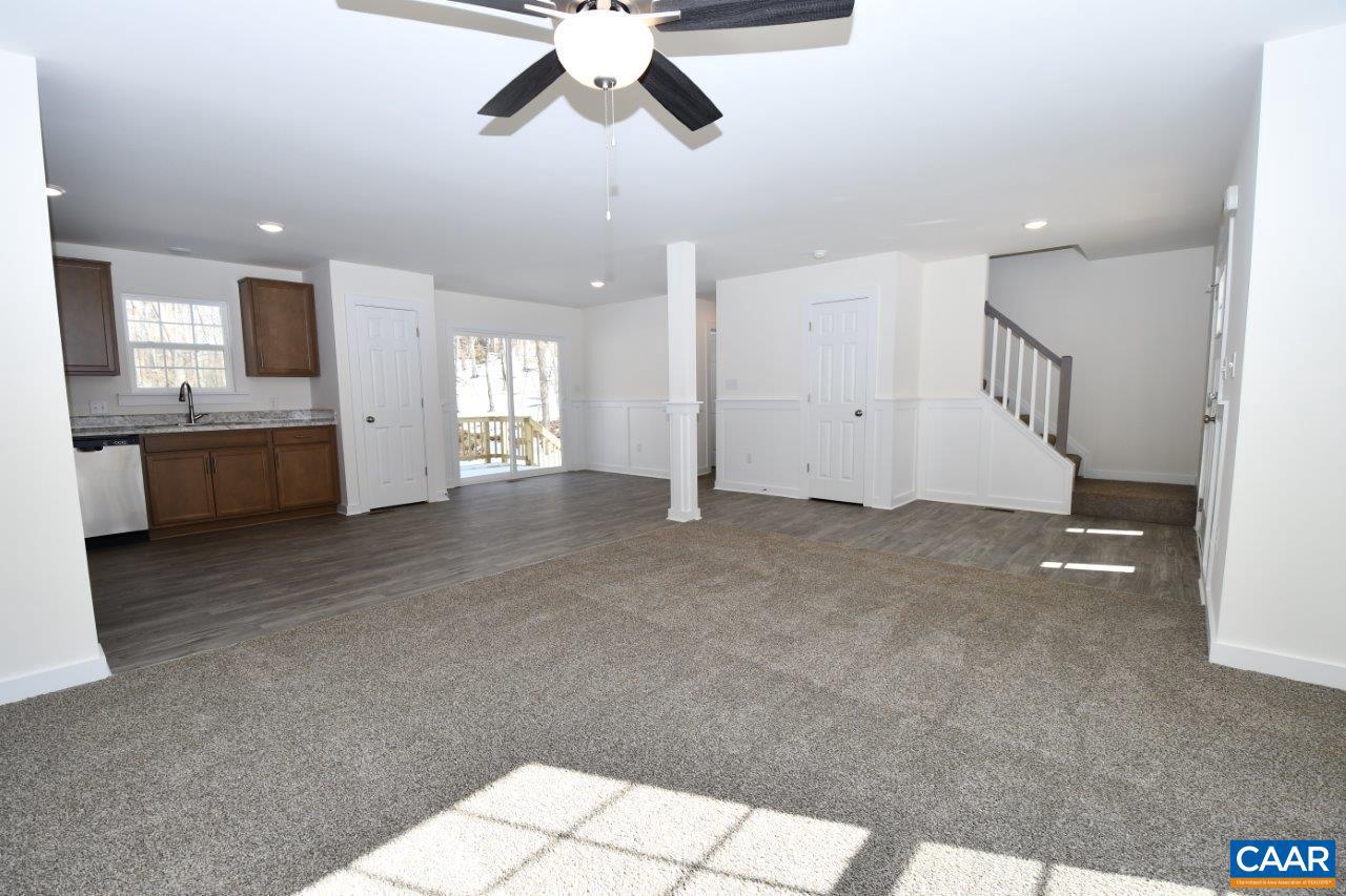 LAKE MONTICELLO - Residential